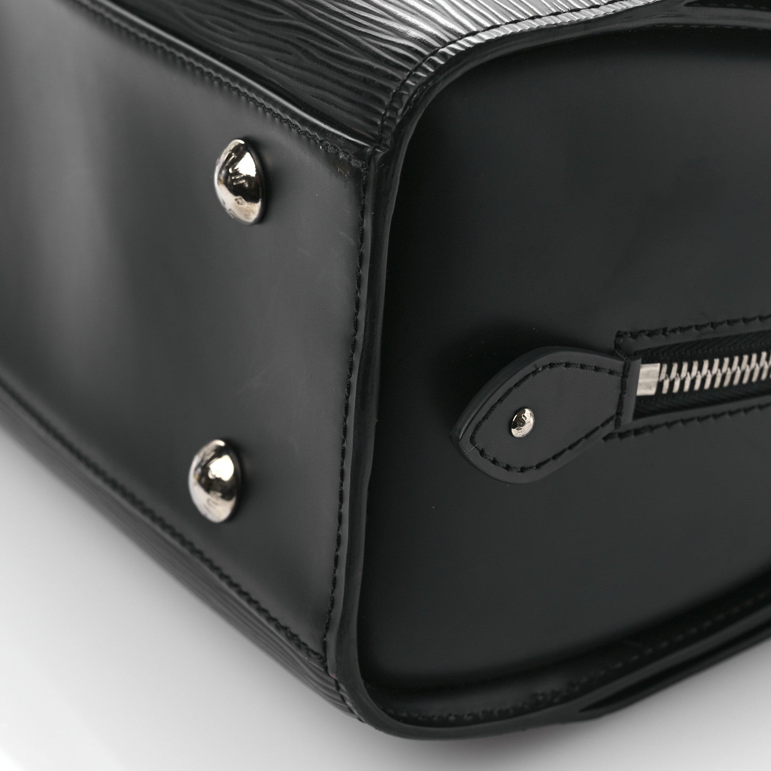 Louis Vuitton Epi Pont-Neuf GM Black 10 of 10