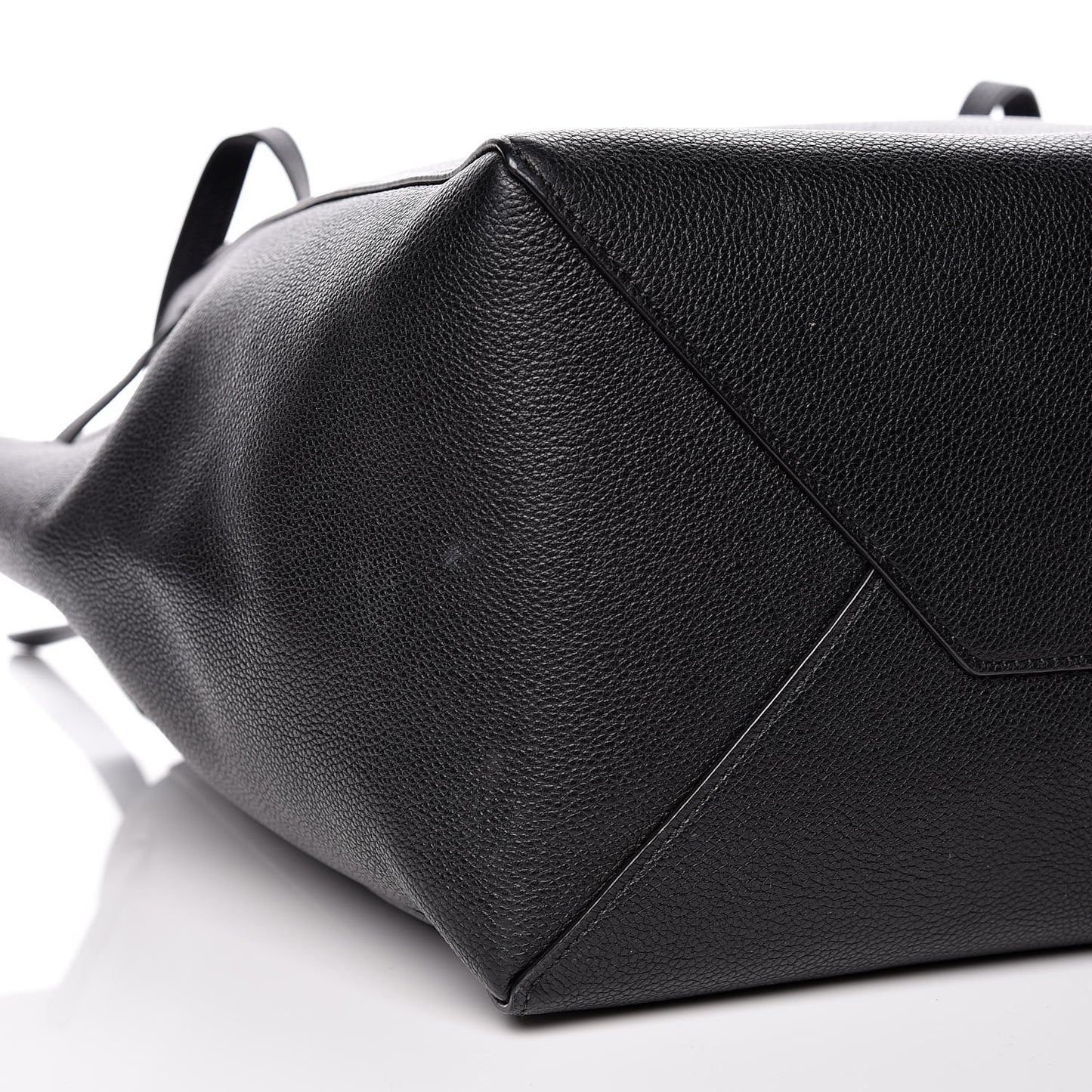 Soft Grained Calfskin Small Belt Cabas Phantom Black