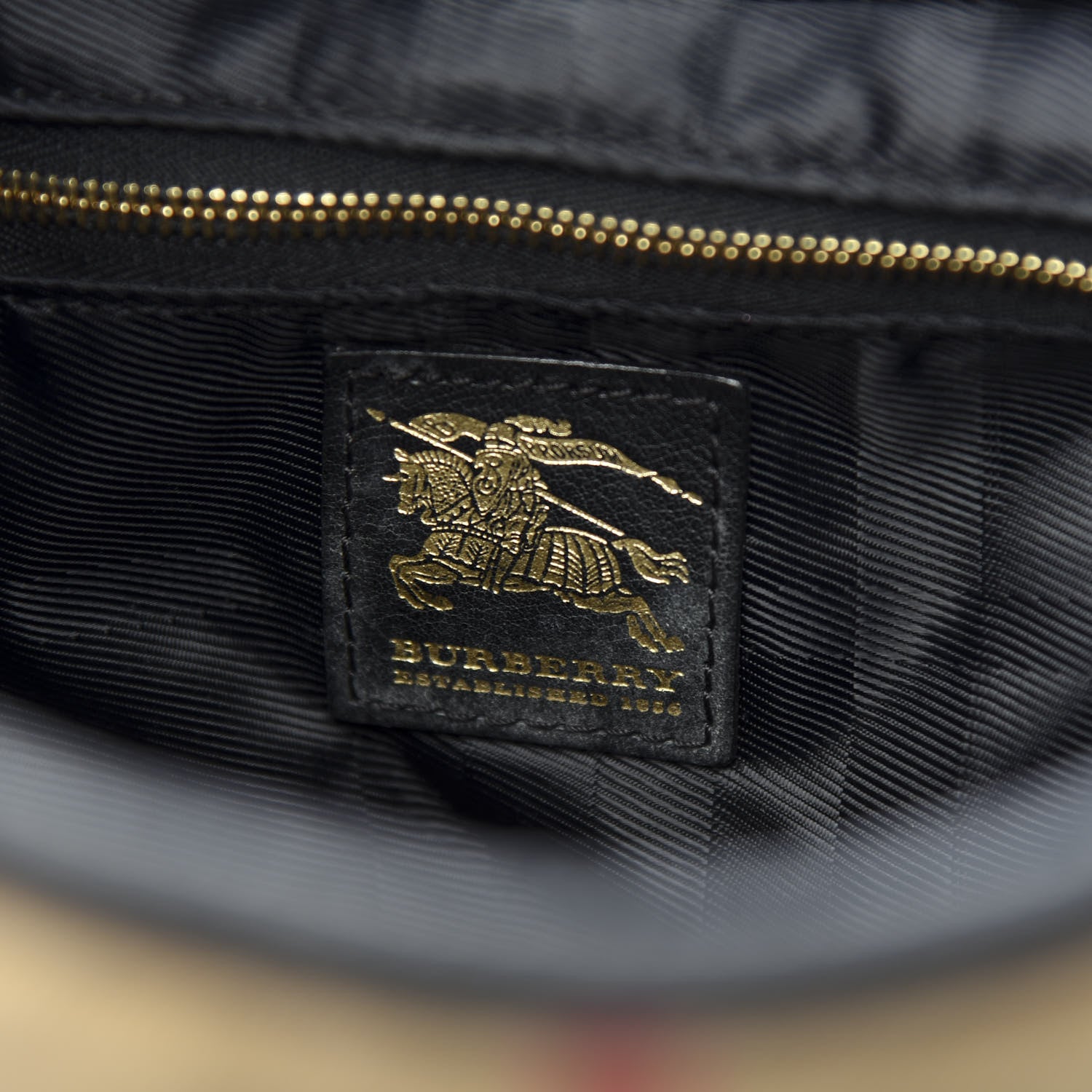 Burberry House Check Quilted Brook Hobo Black 6 of 11