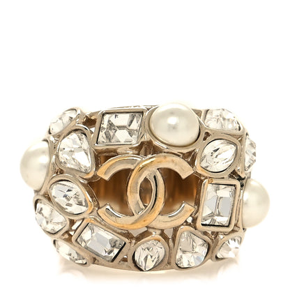 Chanel Crystal Pearl CC Ring 49/5 Gold 1 of 4
