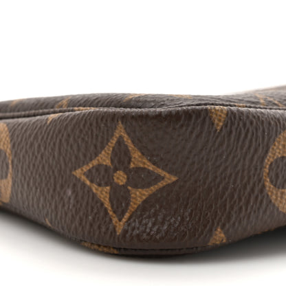 Louis Vuitton Monogram Mini Pochette Accessories 10 of 12