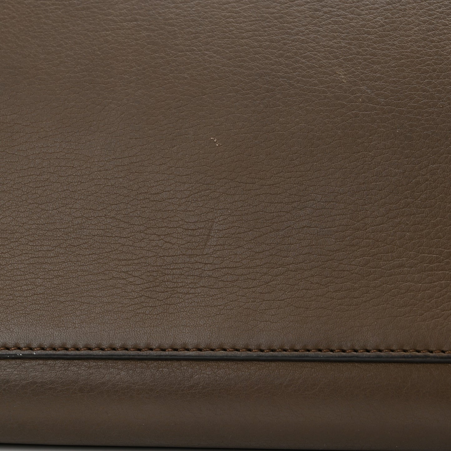 Grained Calfskin Medium Phantom Luggage Taupe