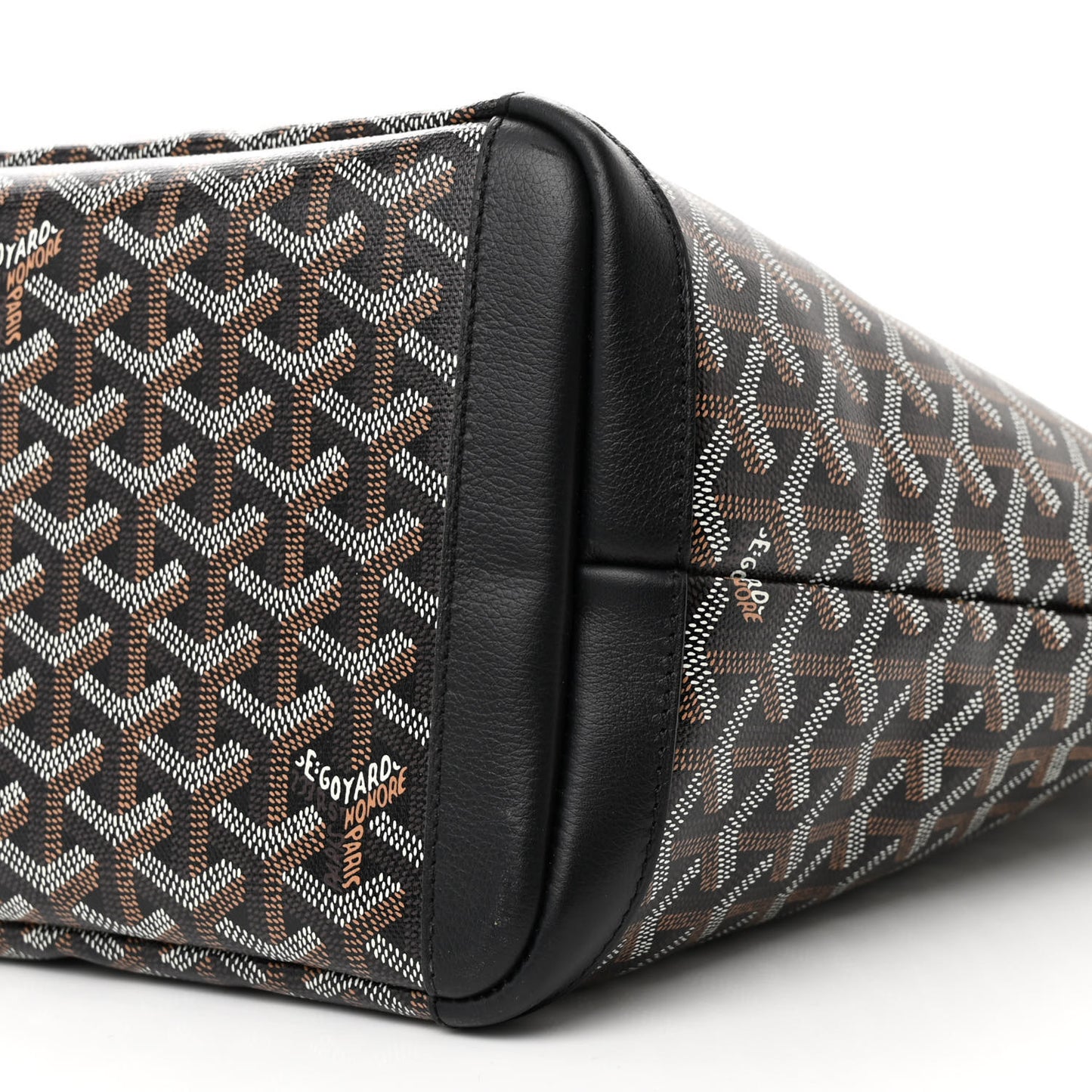 Goyardine Artois MM Black