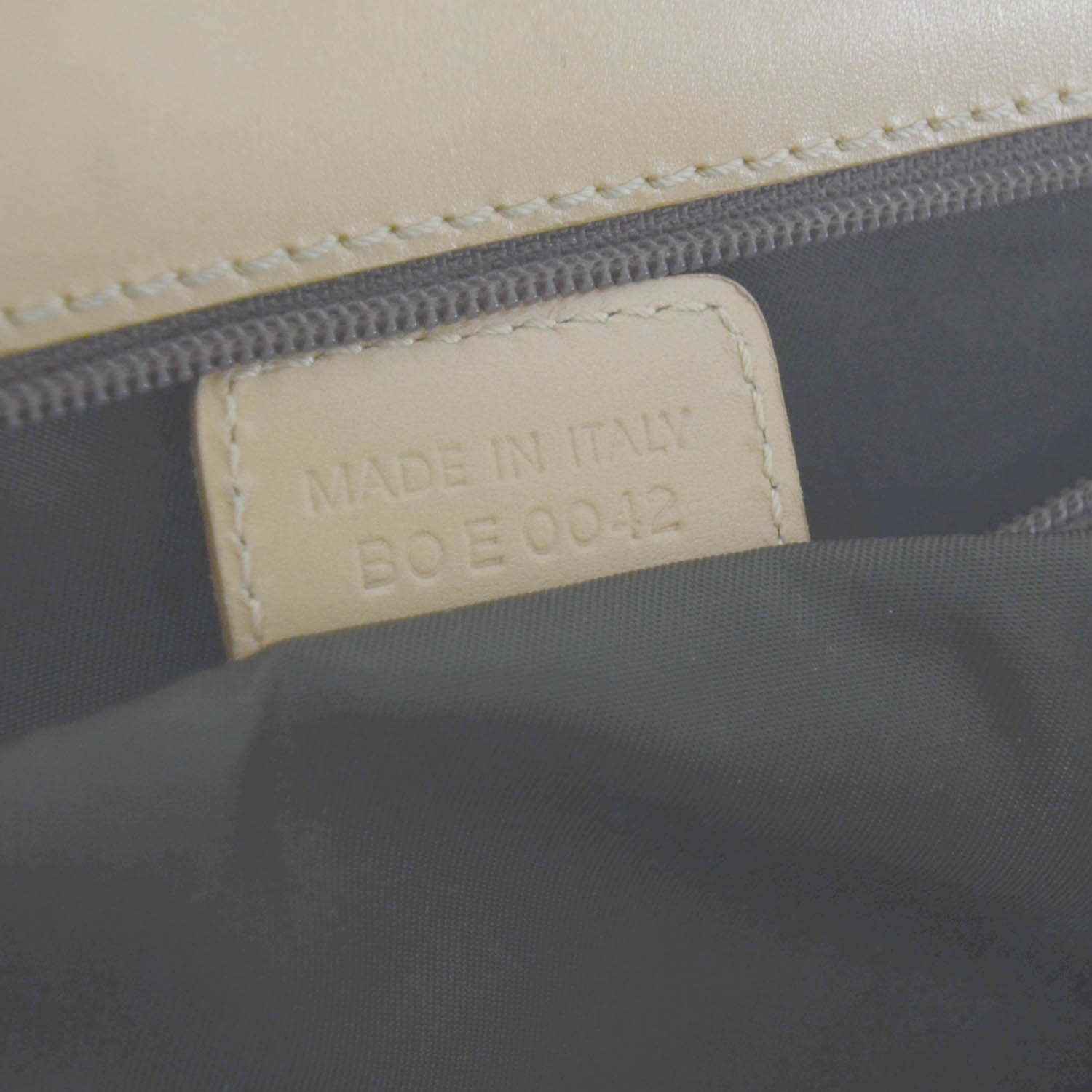 Christian Dior Monogram Tote 12 of 12
