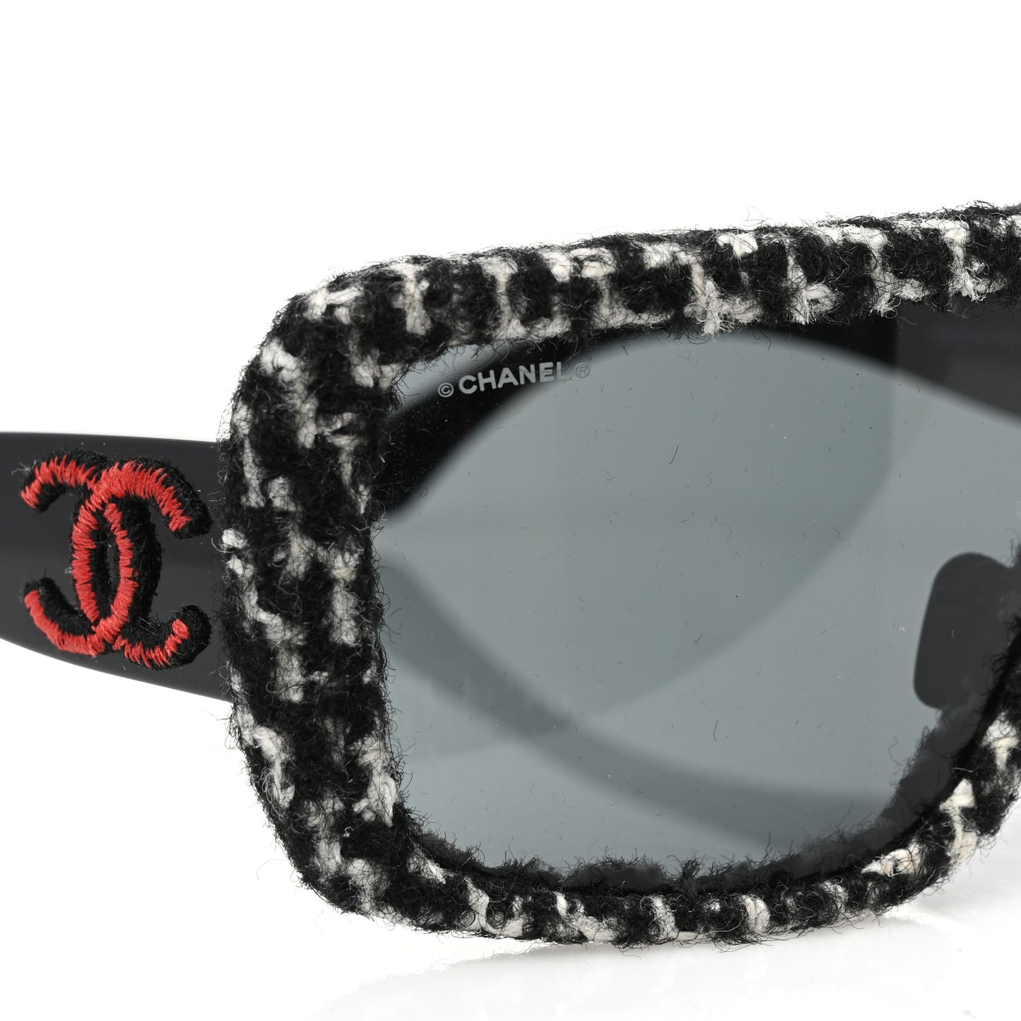 Tweed Shield Sunglasses 71367 Black Red