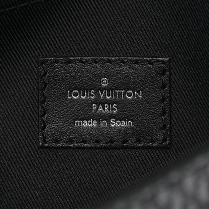 Louis Vuitton Damier Graphite 3D Studio Messenger 6 of 13