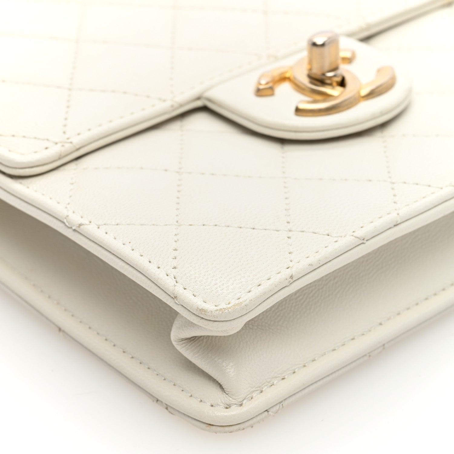 Chanel Lambskin Quilted Chic Pearls Flap White 9 of 10
