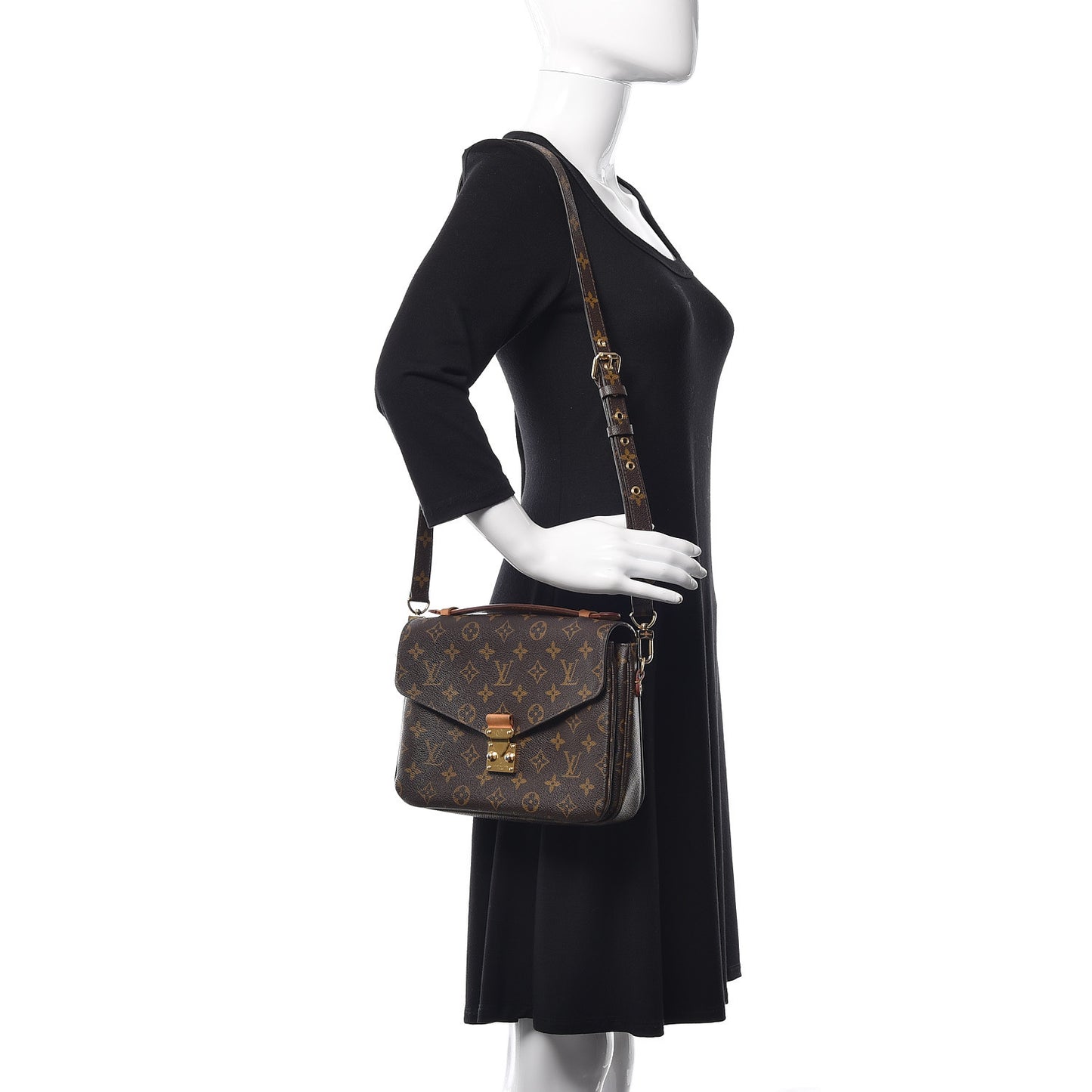 Monogram Pochette Metis