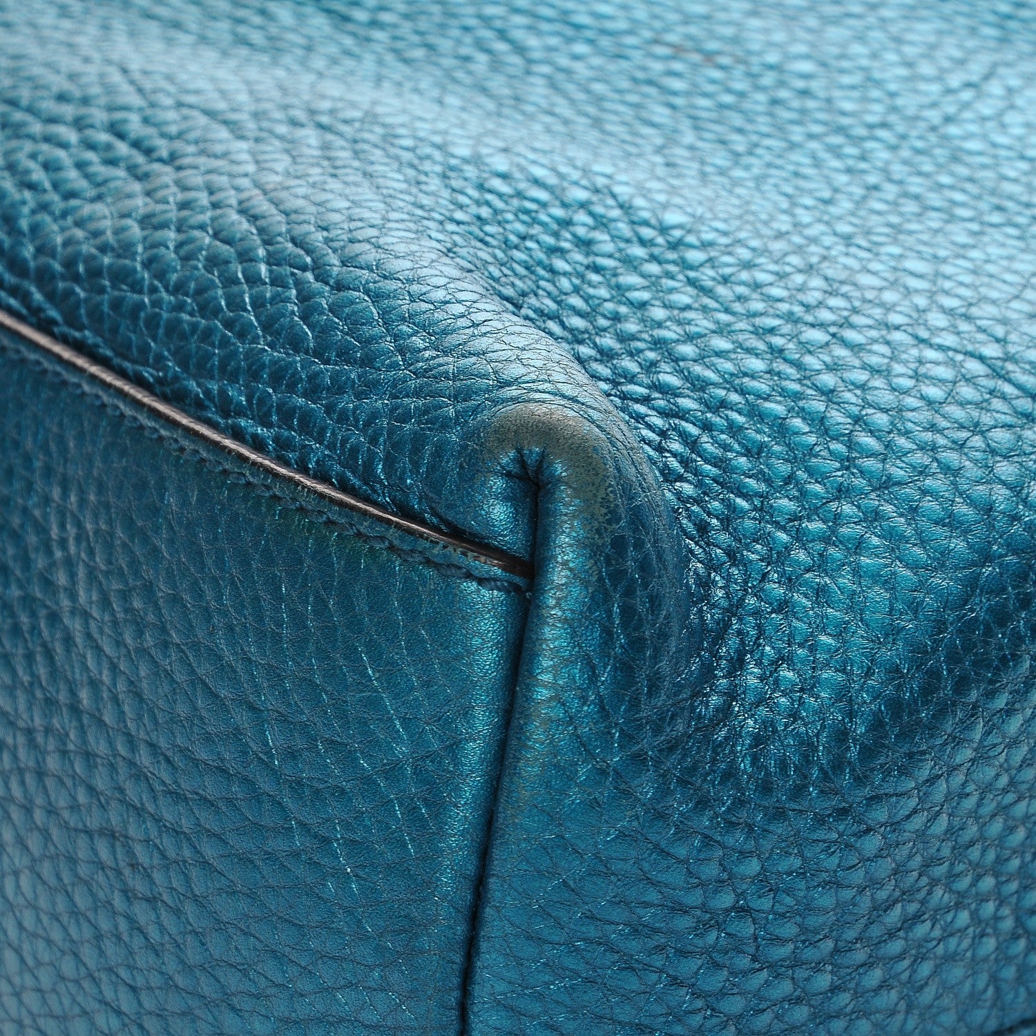 Gucci Metallic Cellarius Calfskin Medium Soho Chain Shoulder Bag Deep Cobalt 13 of 15