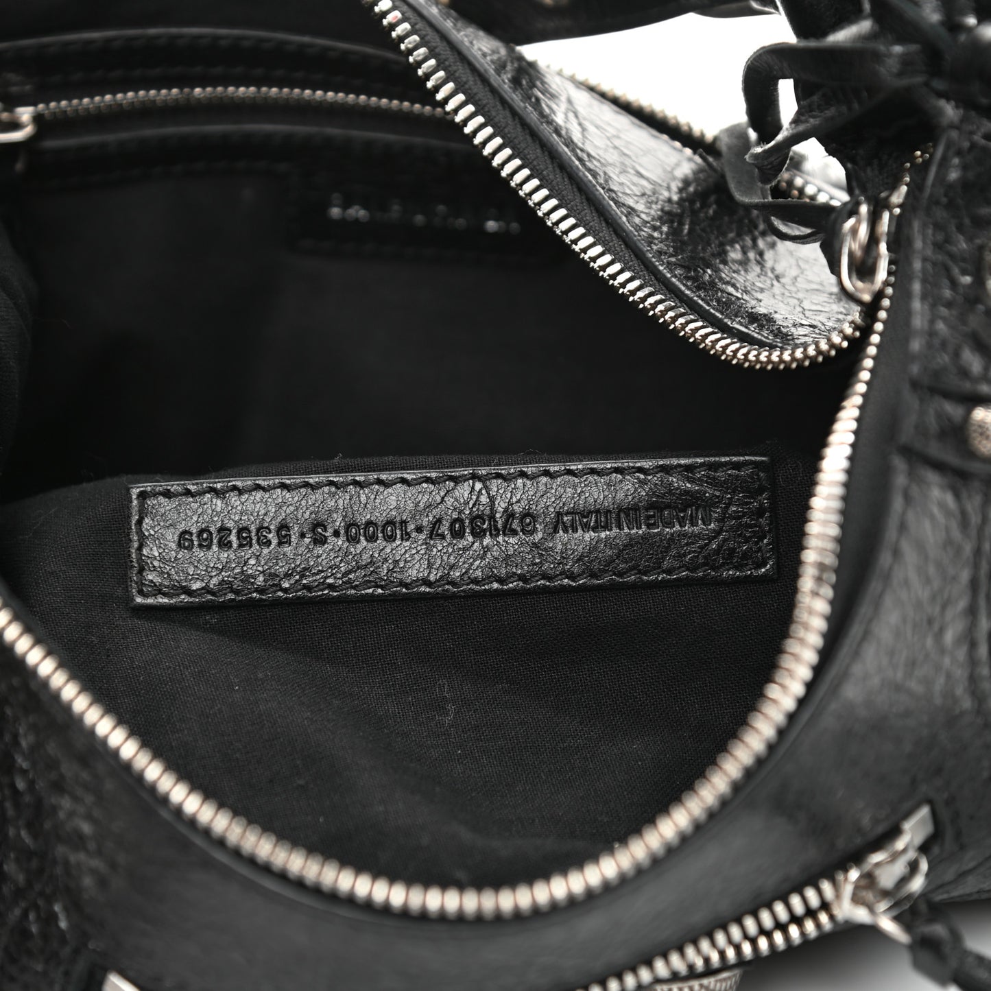 Agneau Arena Small Le Cagole Shoulder Bag Black