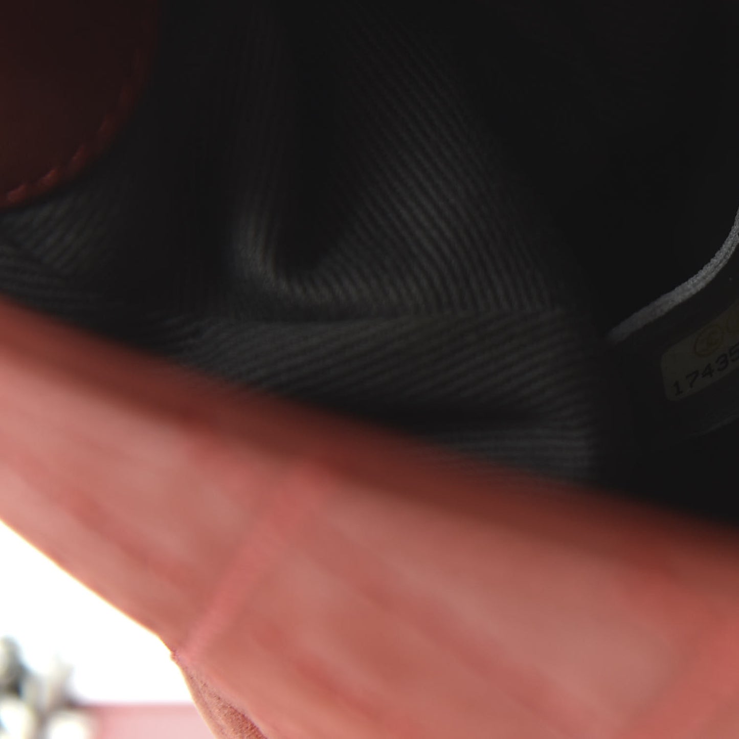 Iridescent Calfskin Large Coco Daily Flap Red