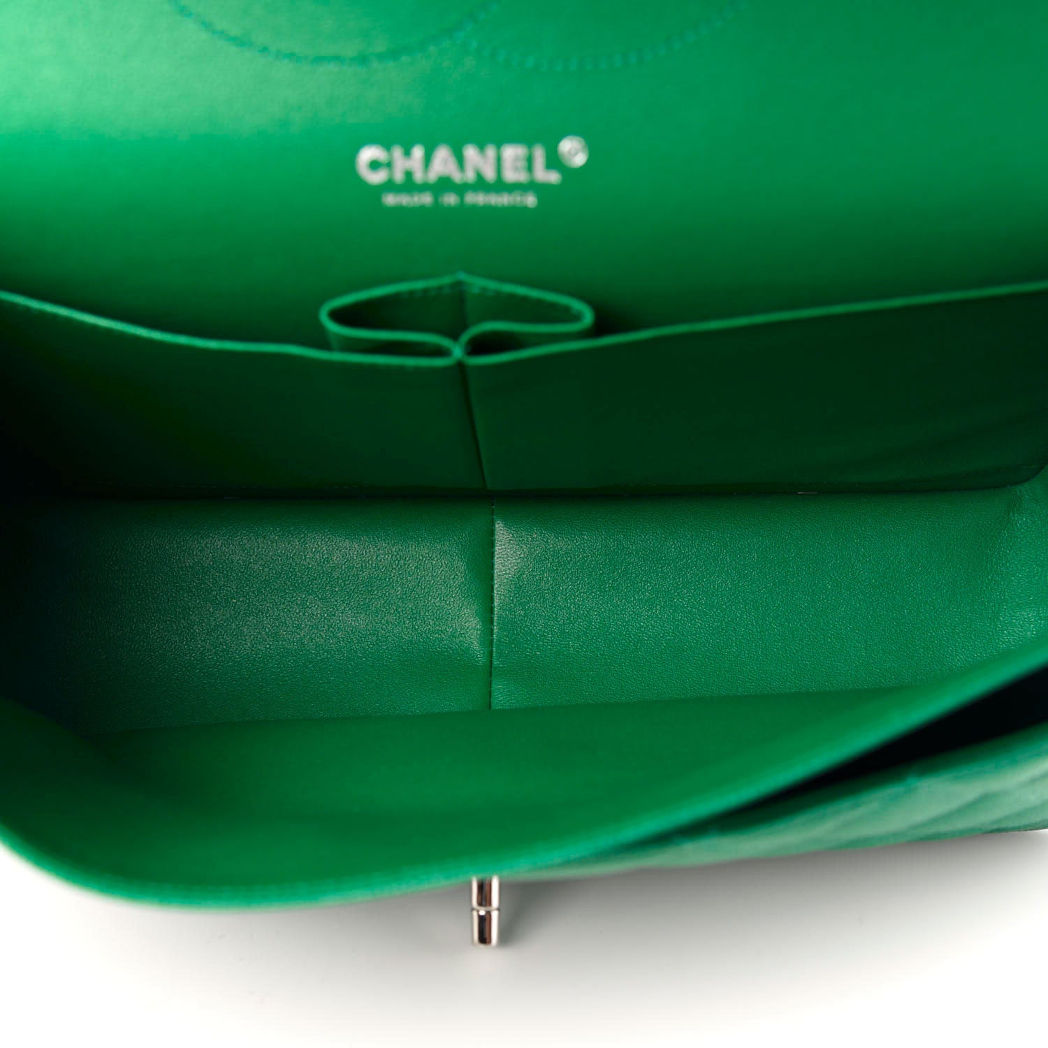 Chanel Caviar Quilted Jumbo Double Flap Green 5 of 10