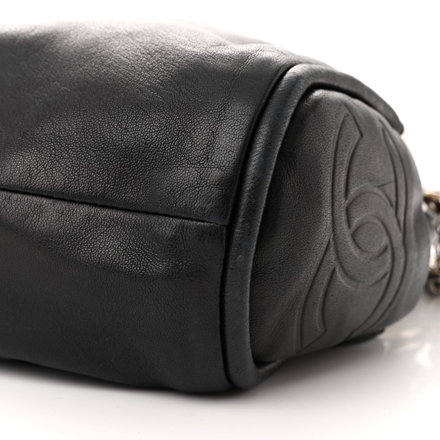 Chanel Lambskin Medium Ultimate Soft Tote Black 10 of 11
