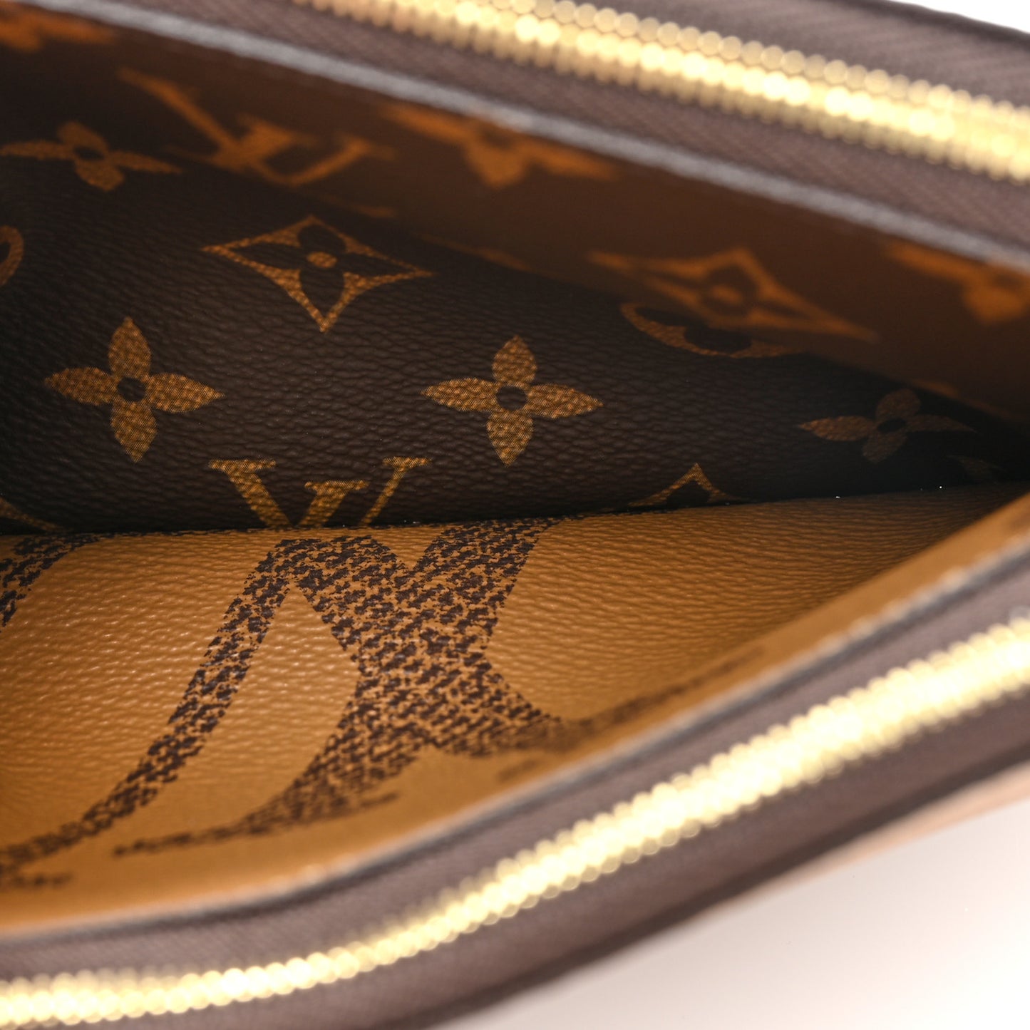 Reverse Monogram Giant Double Zip Pochette
