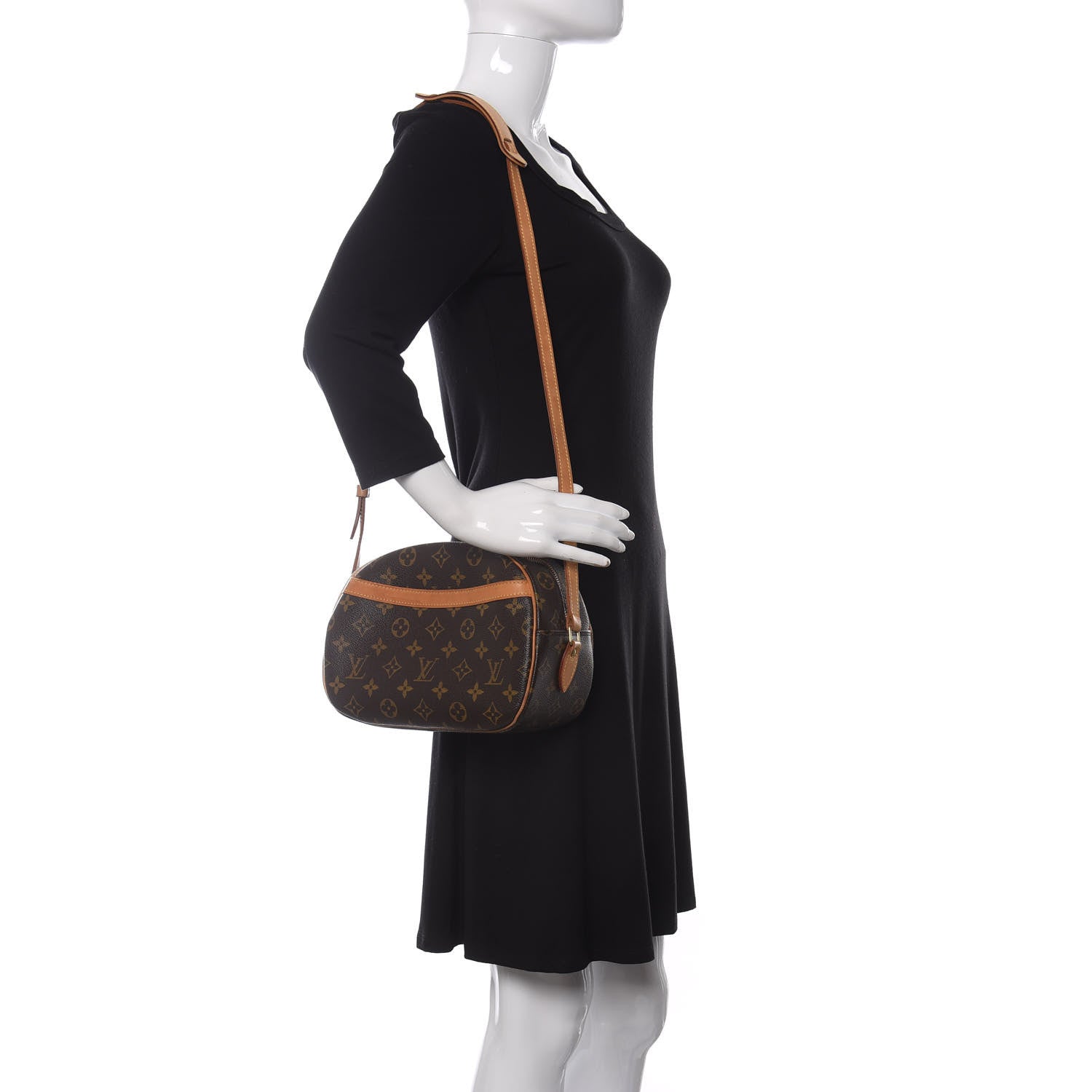Louis Vuitton Monogram Blois 2 of 10