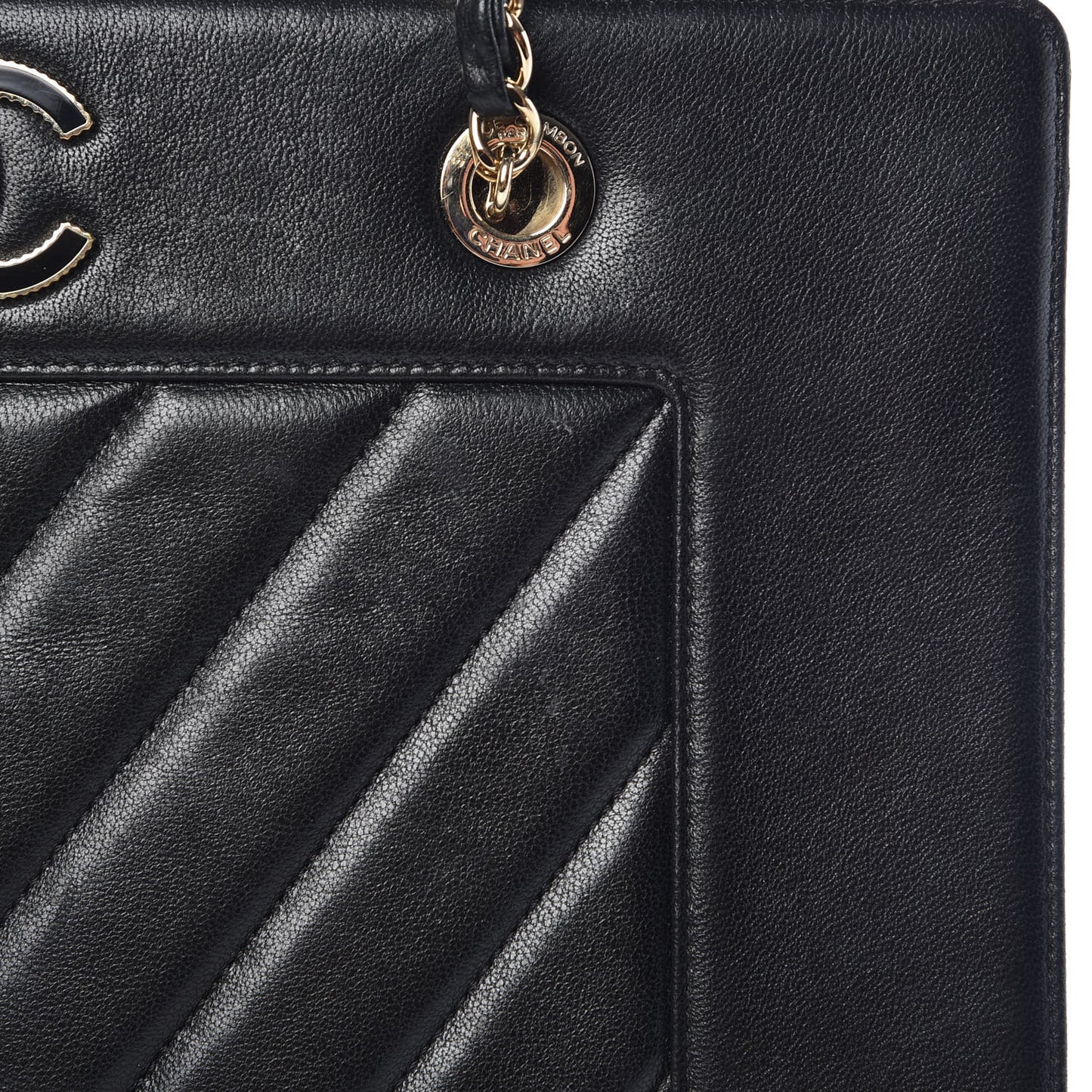 Sheepskin Chevron Quilted Mademoiselle Vintage Shopping Tote Black