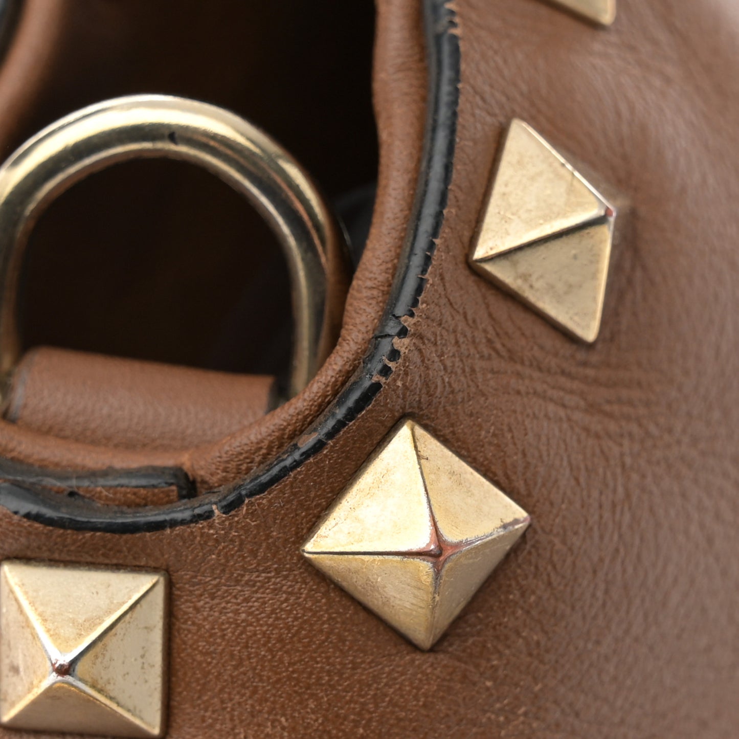Vitello Rockstud Dome Satchel Deep Cuir