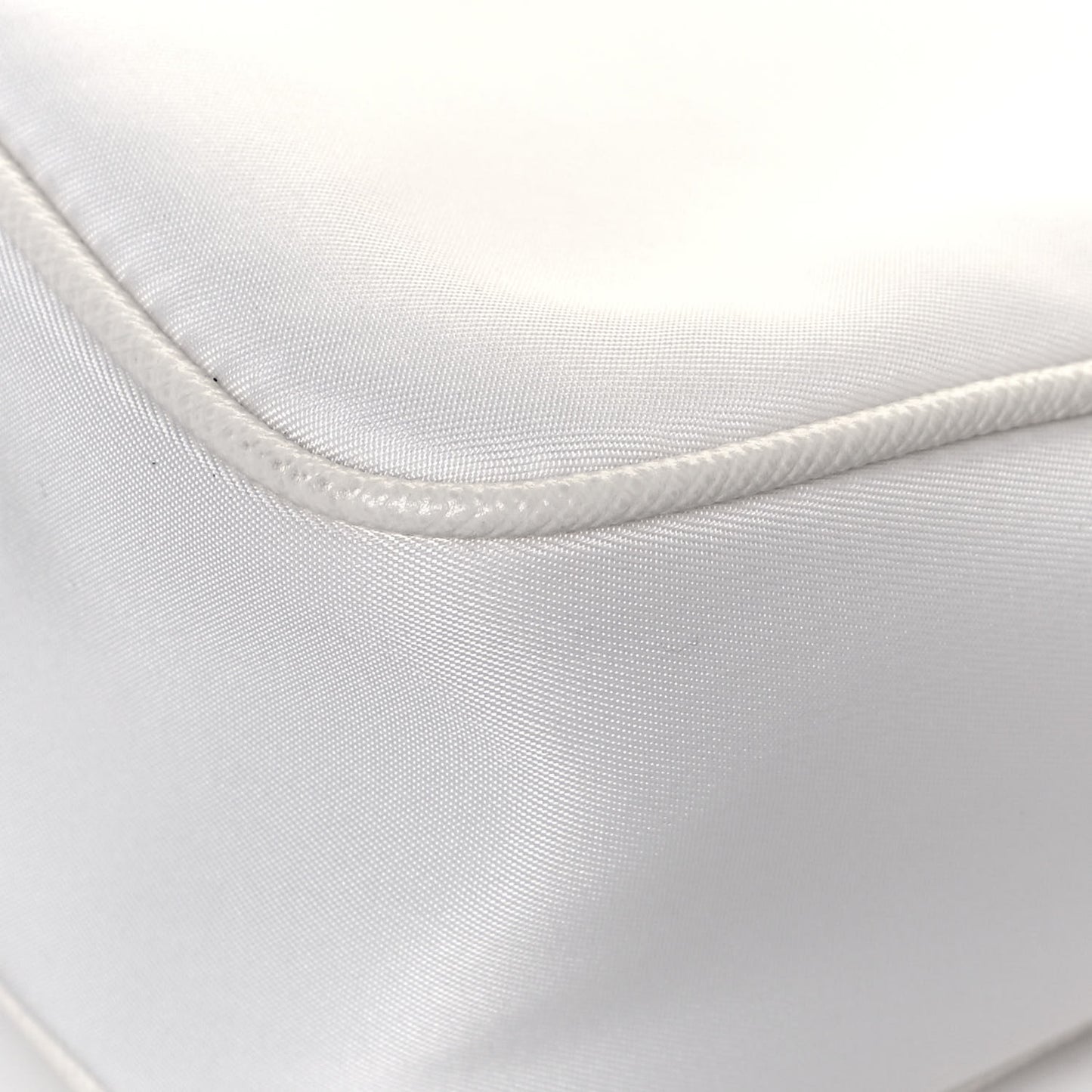 Nylon Re-Edition 2005 Shoulder Bag White