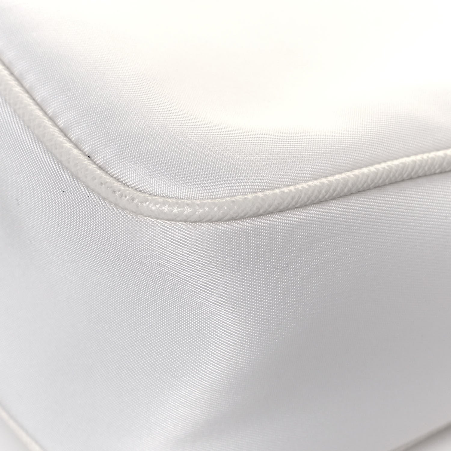 Prada Nylon Re-Edition 2005 Shoulder Bag White 10 of 13