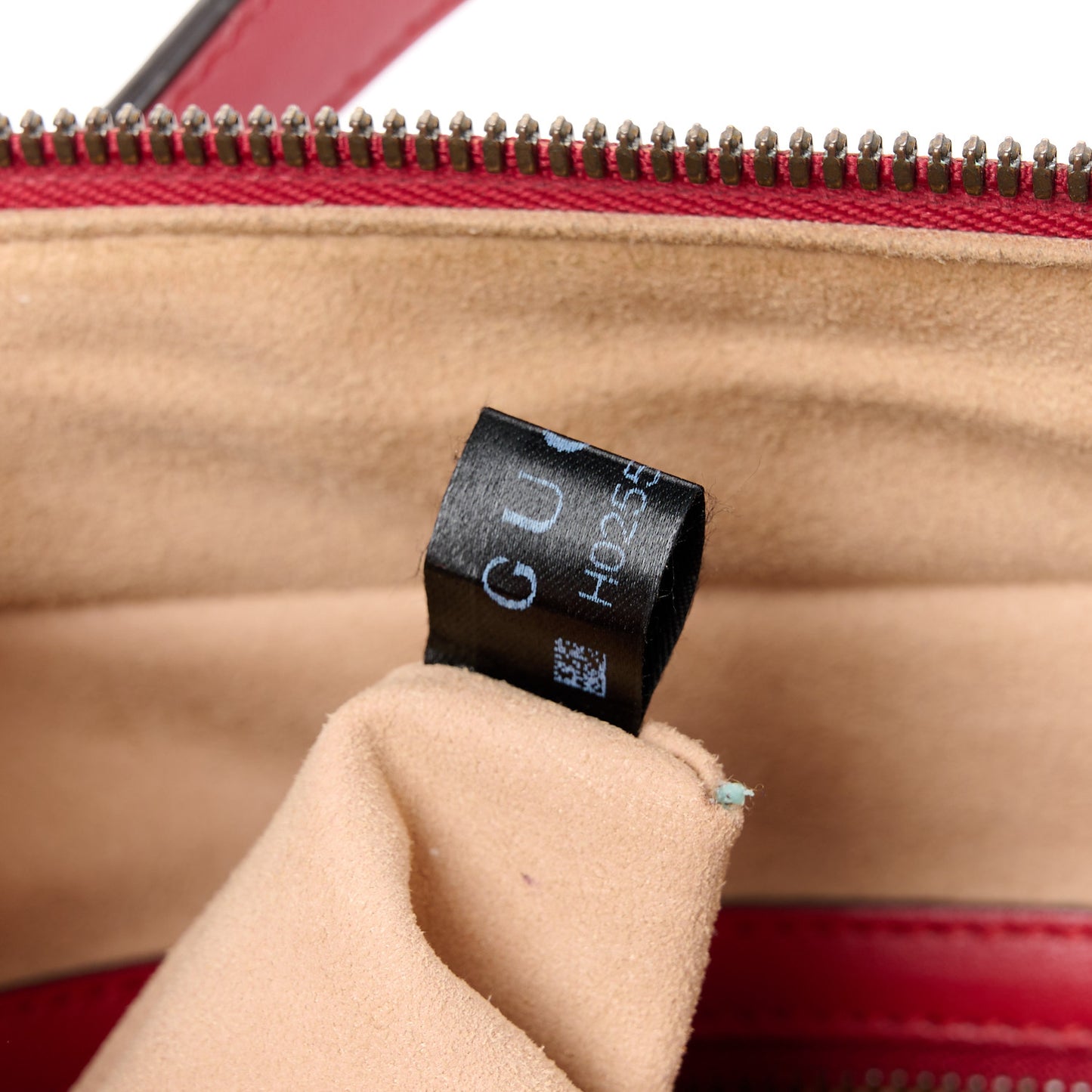 Calfskin Matelasse Sylvie Web Small GG Marmont Top Handle Shoulder Bag Hibiscus Red