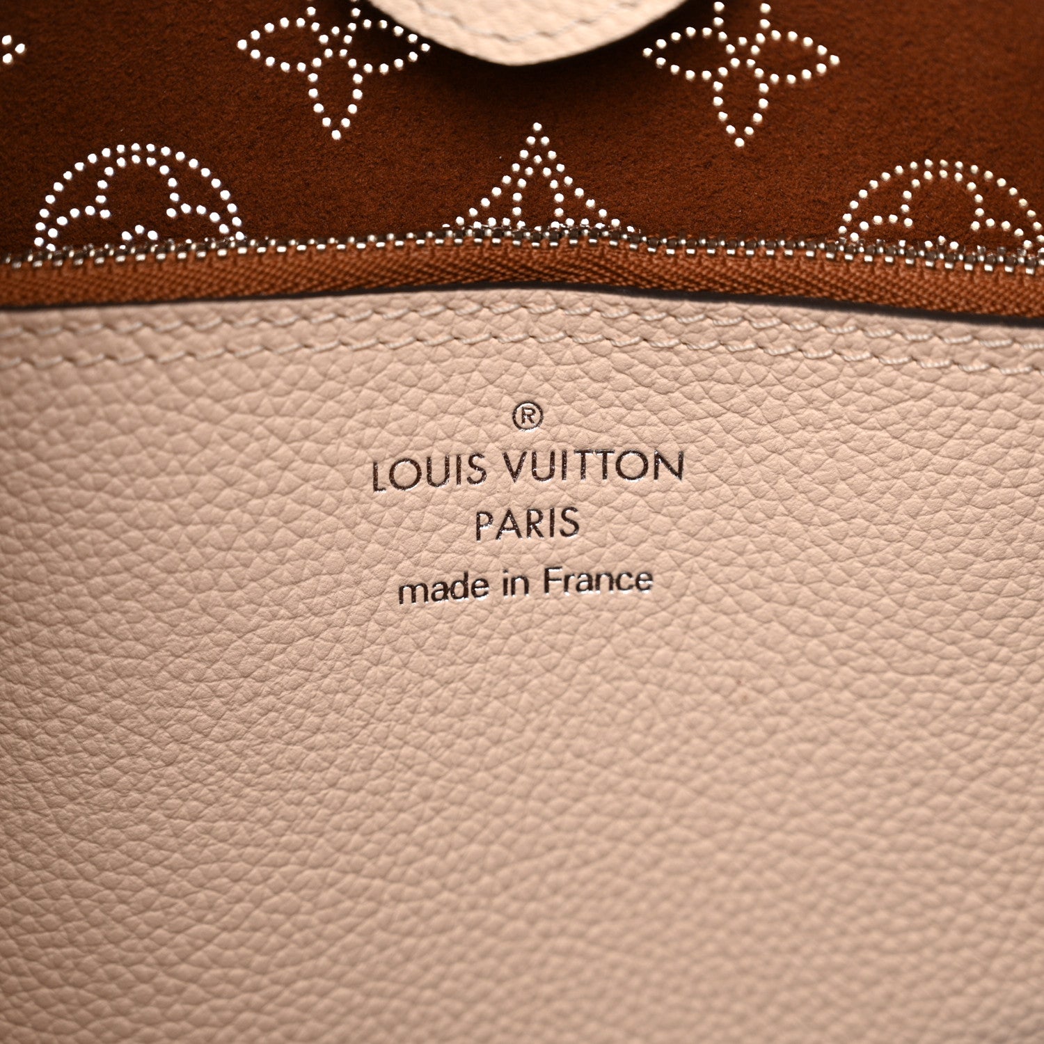 Louis Vuitton Mahina Carmel Hobo Creme 6 of 10