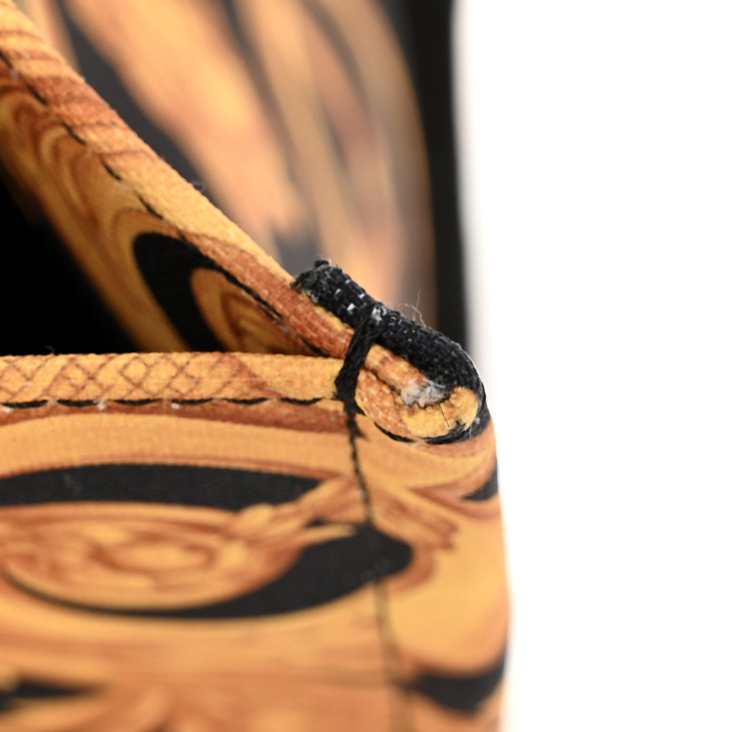 Canvas Baroque Print Medusa Small Black