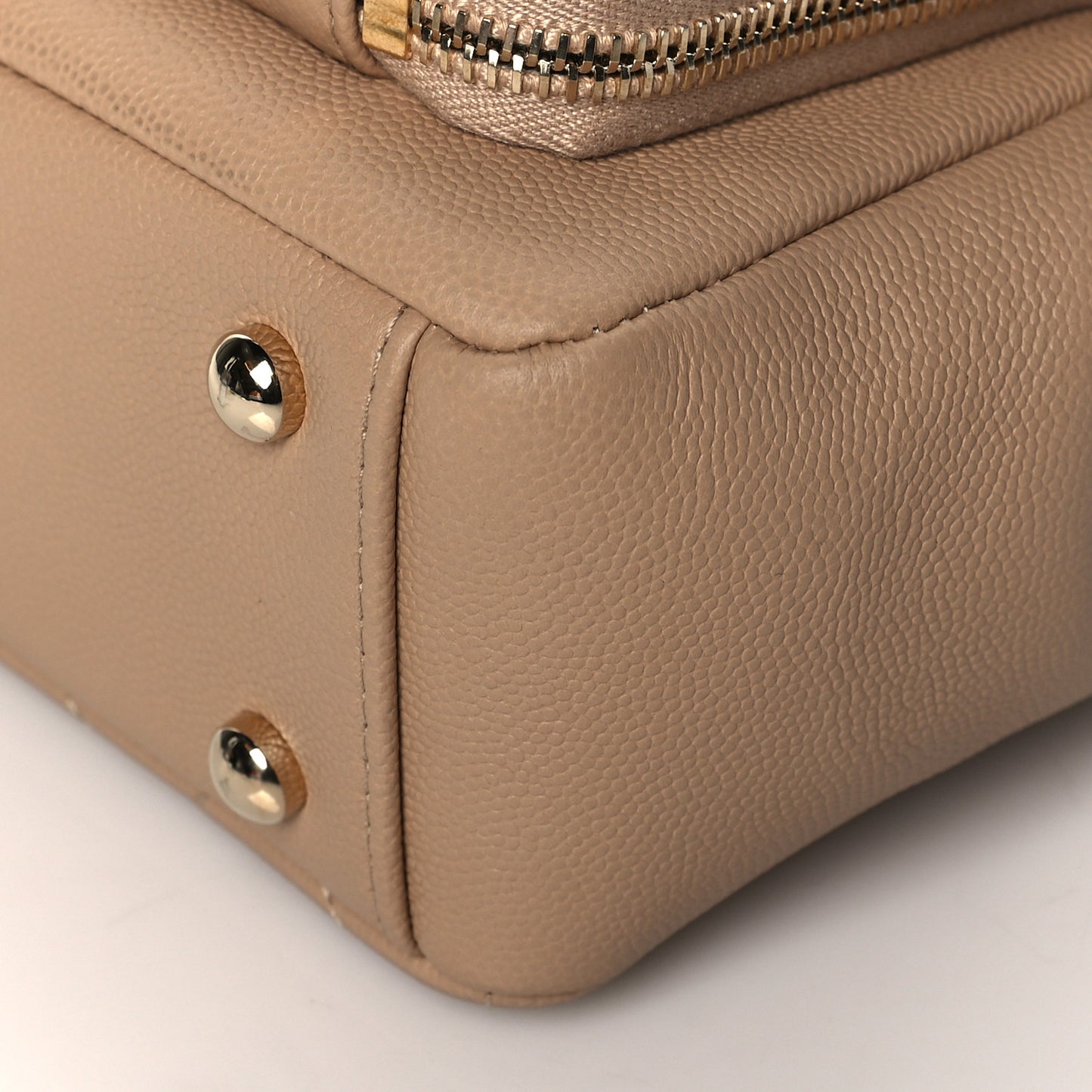 Caviar Quilted Small Business Affinity Flap Beige