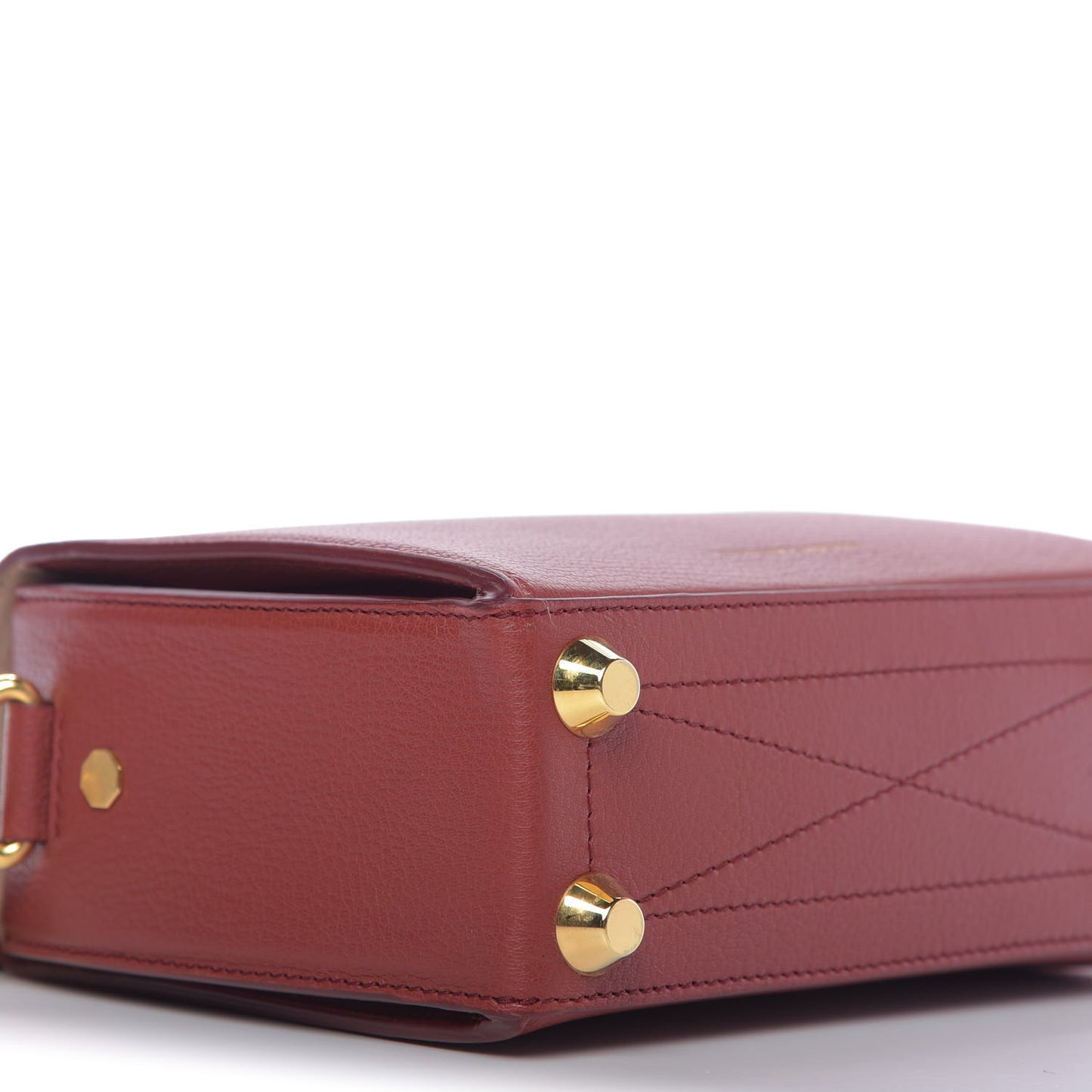 Silky Amish Grain Calfskin Box Shoulder Bag 19 Lacquered Red