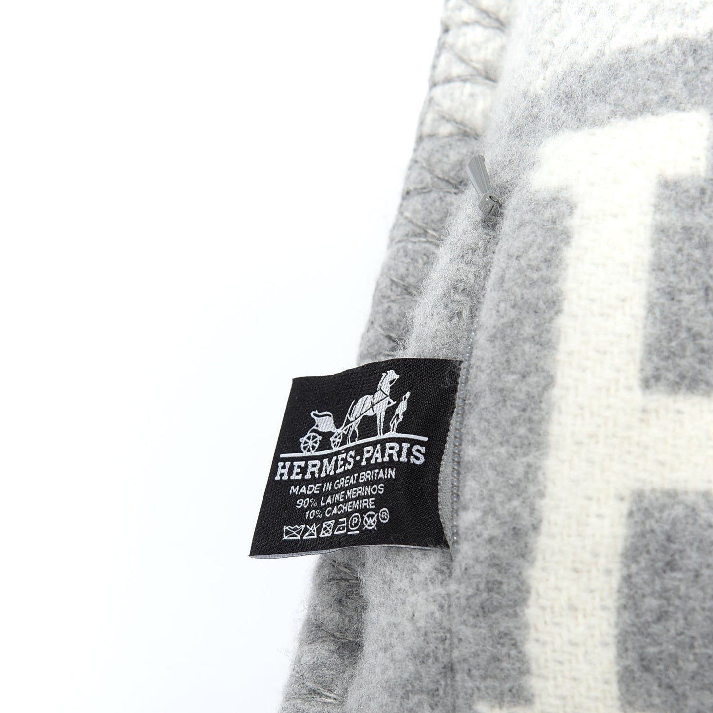 Wool Cashmere Avalon III Pillow PM Ecru Gris Clair