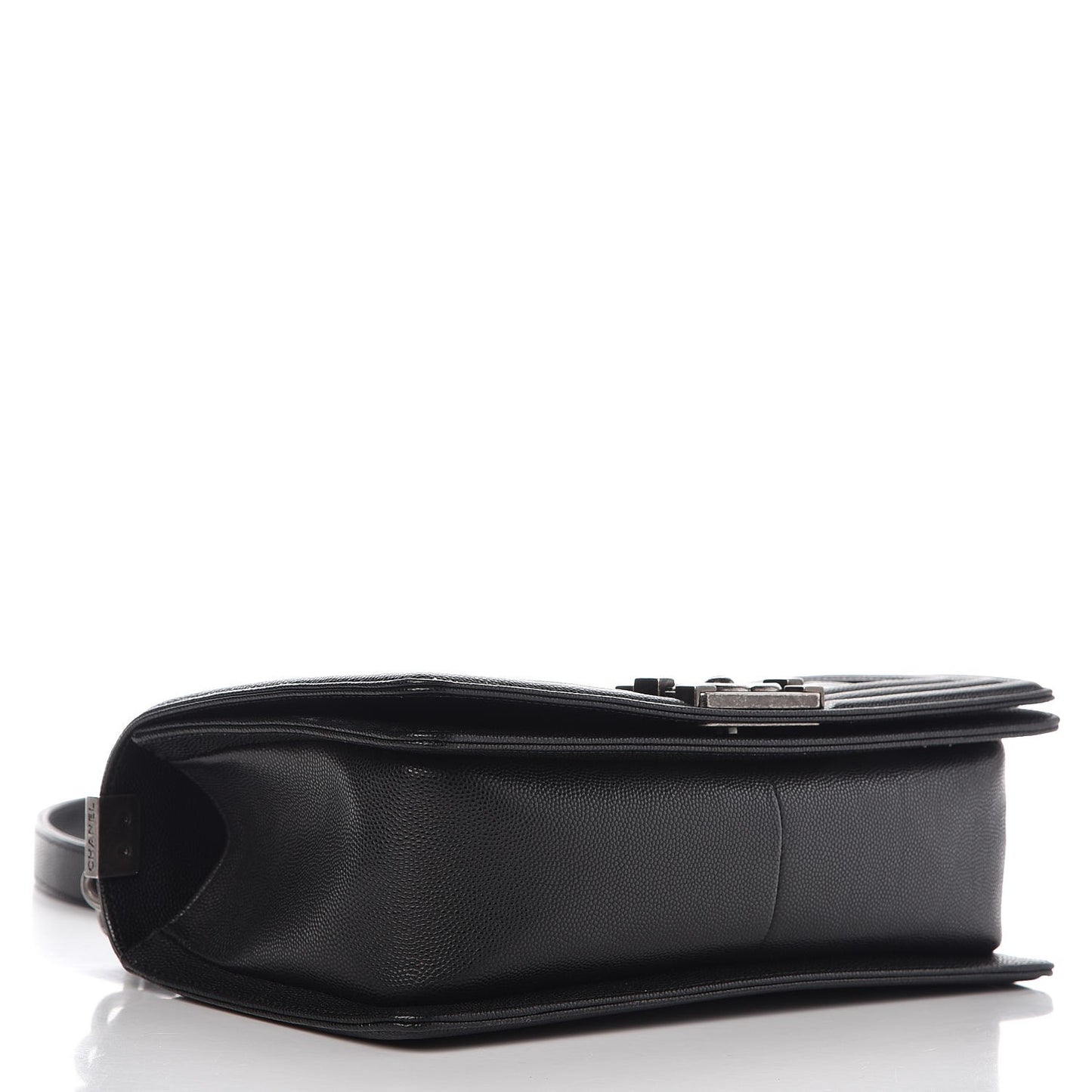 Caviar Quilted Medium Boy Flap Black