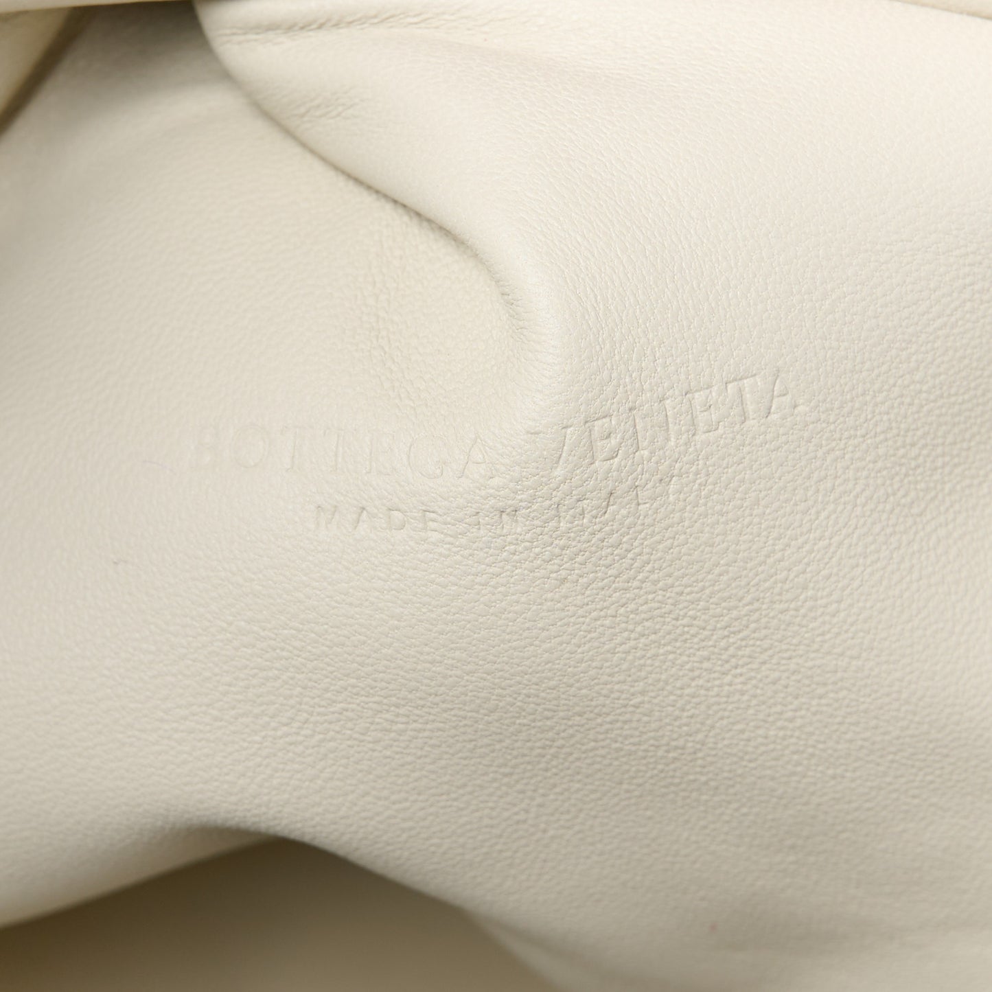 Nappa Maxi Intrecciato The Pouch Oversized Clutch Plaster