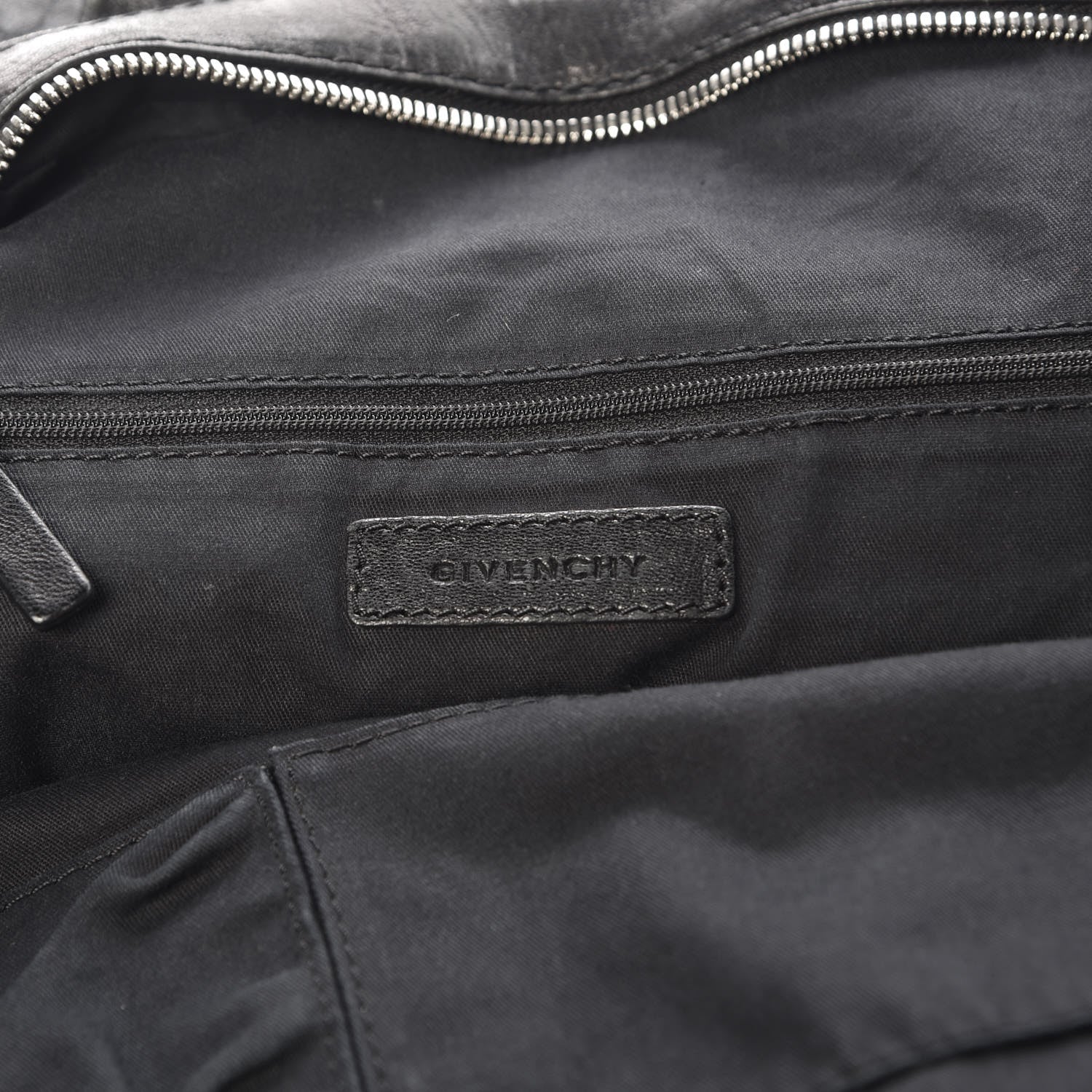 Givenchy Wrinkled Lambskin Large Chain Wrap Nightingale Black 7 of 12