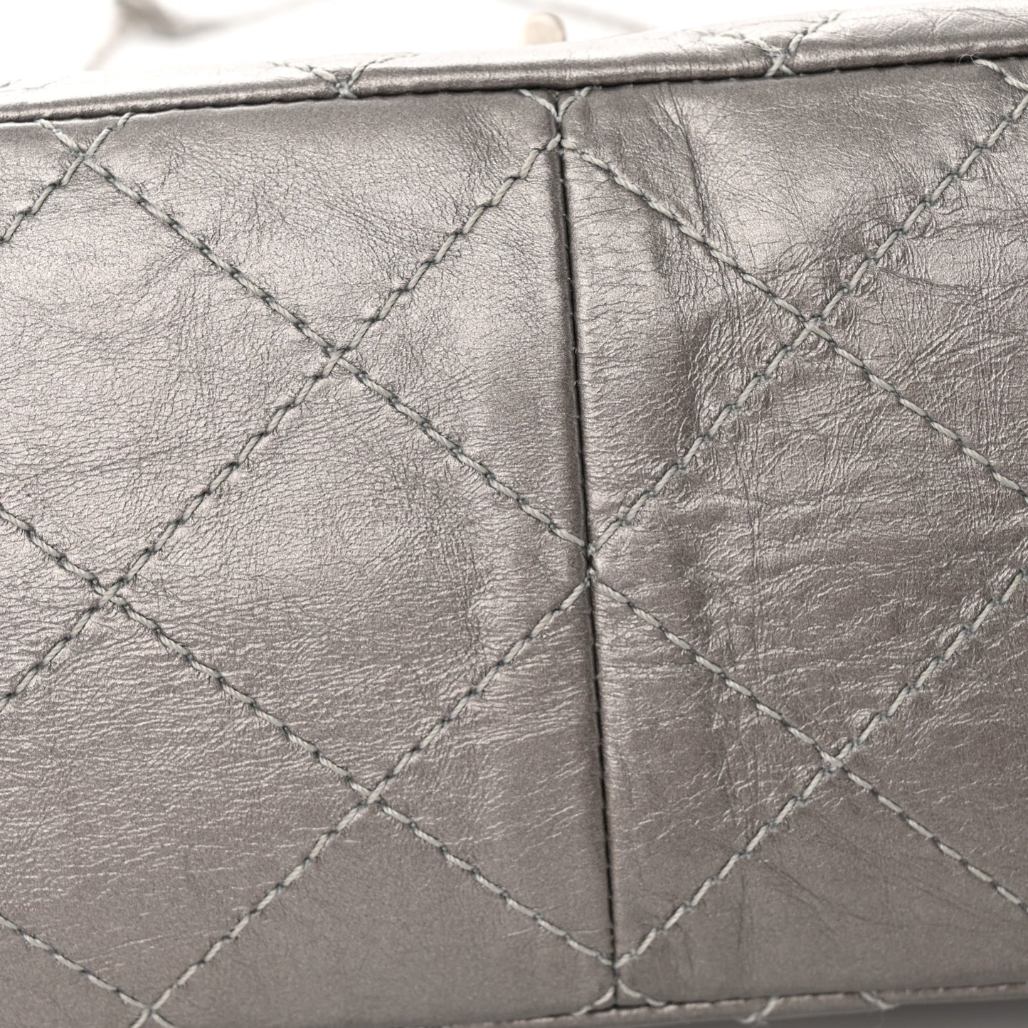 Metallic Aged Calfskin Quilted 2.55 Reissue 227 Flap Grey