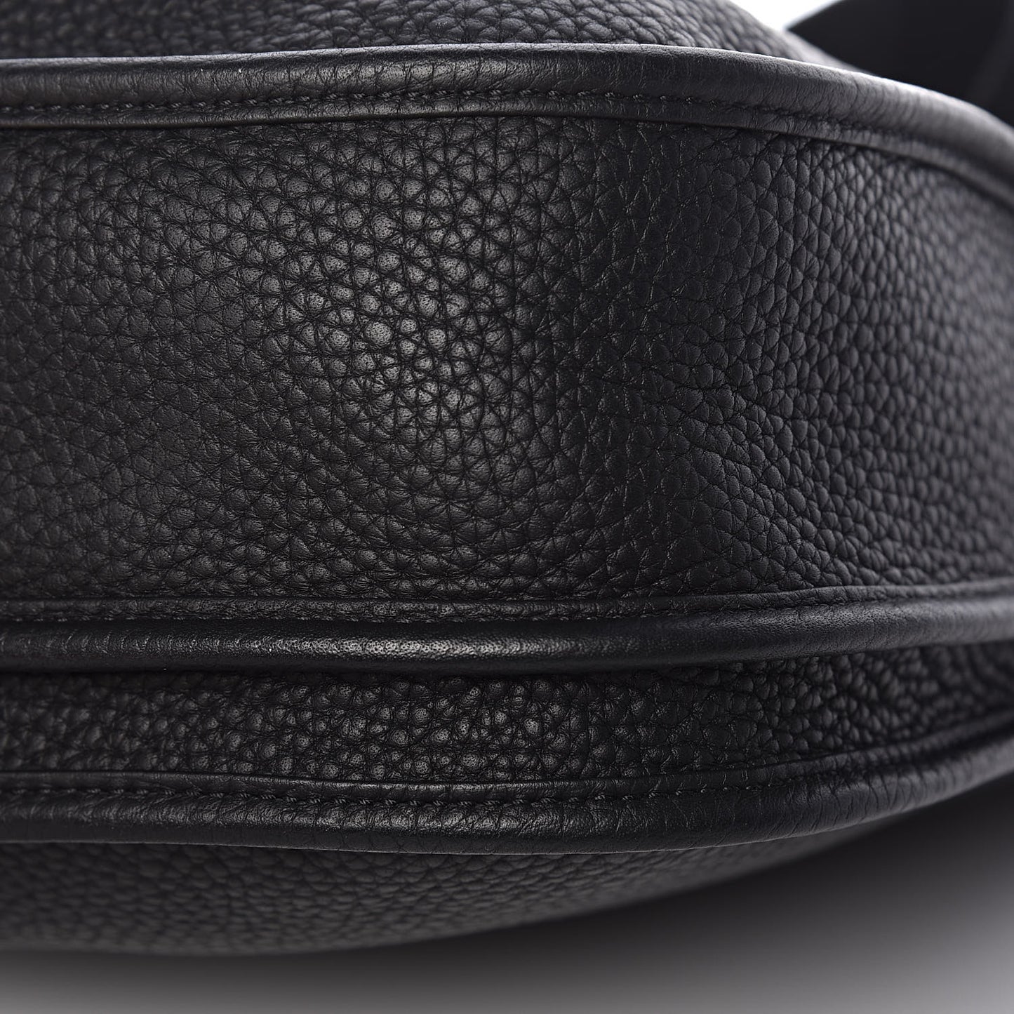 Taurillon Clemence Evelyne III PM Black