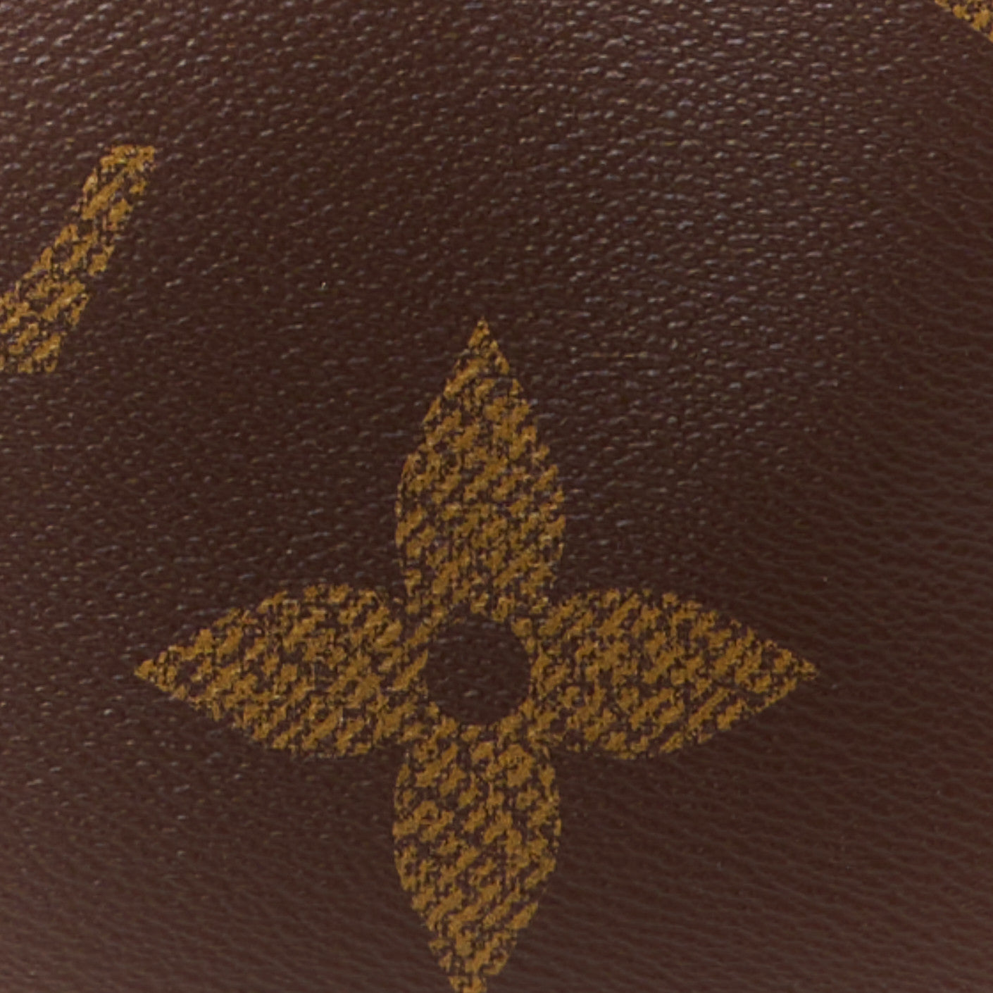 Louis Vuitton Reverse Monogram Giant Onthego MM 8 of 10