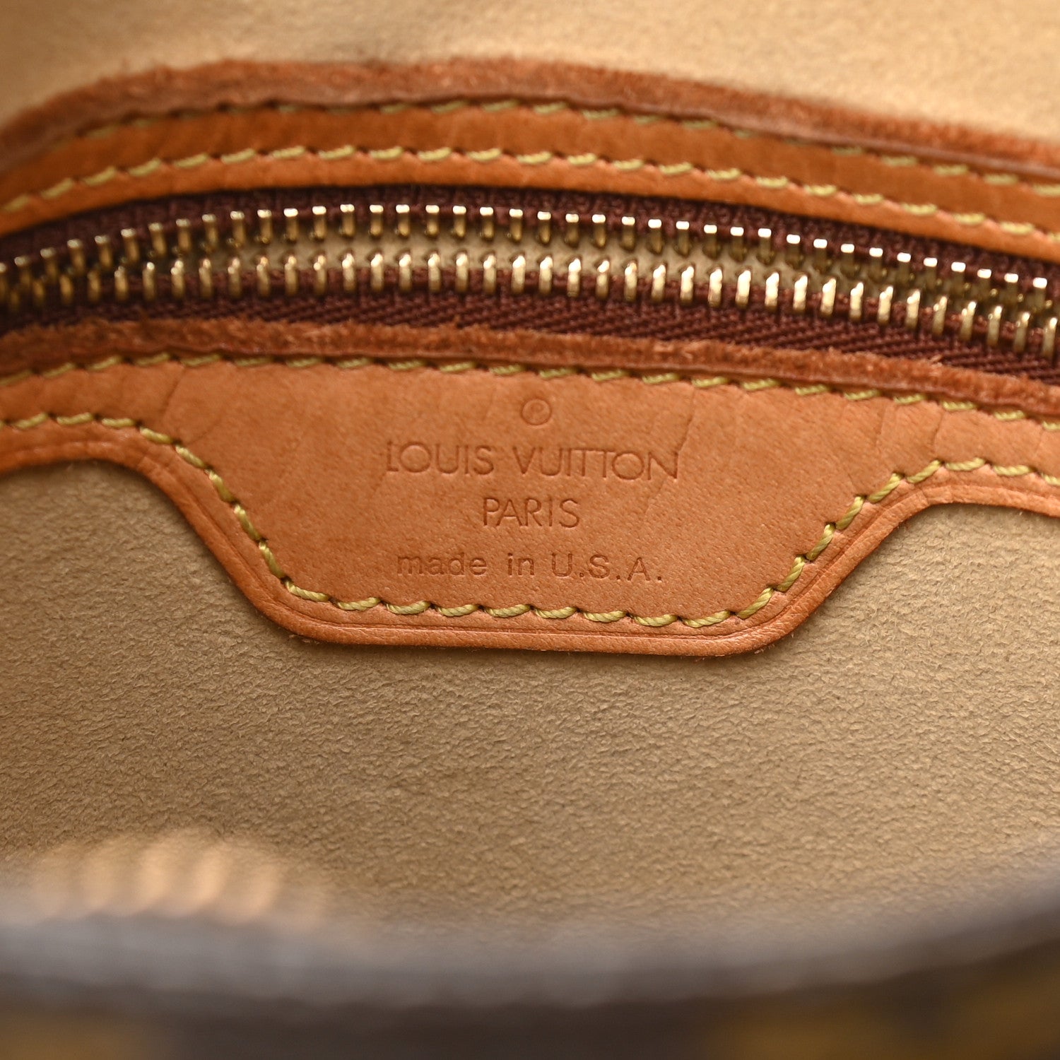 Louis Vuitton Monogram Looping MM 6 of 15