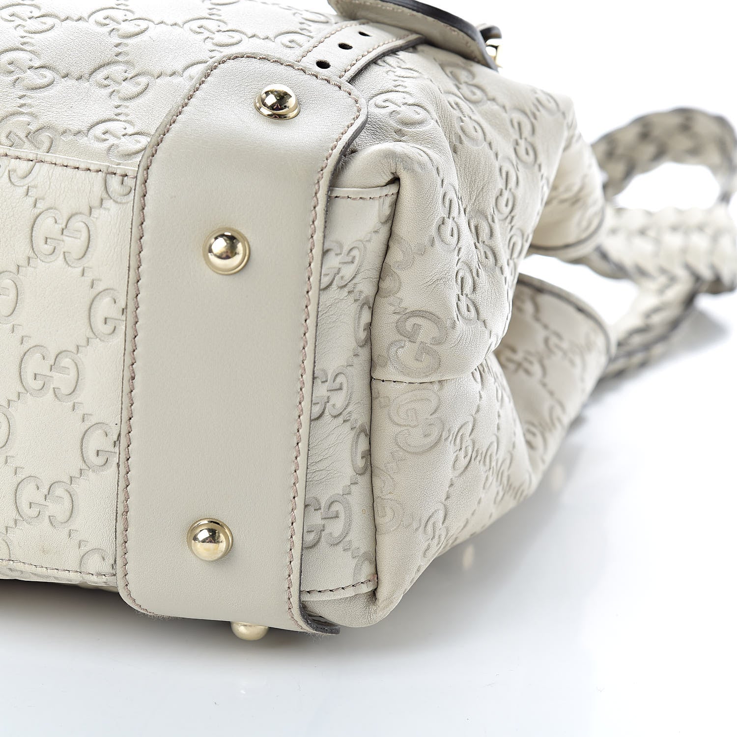 Gucci Guccissima Small Pelham Shoulder Bag Off White 10 of 11