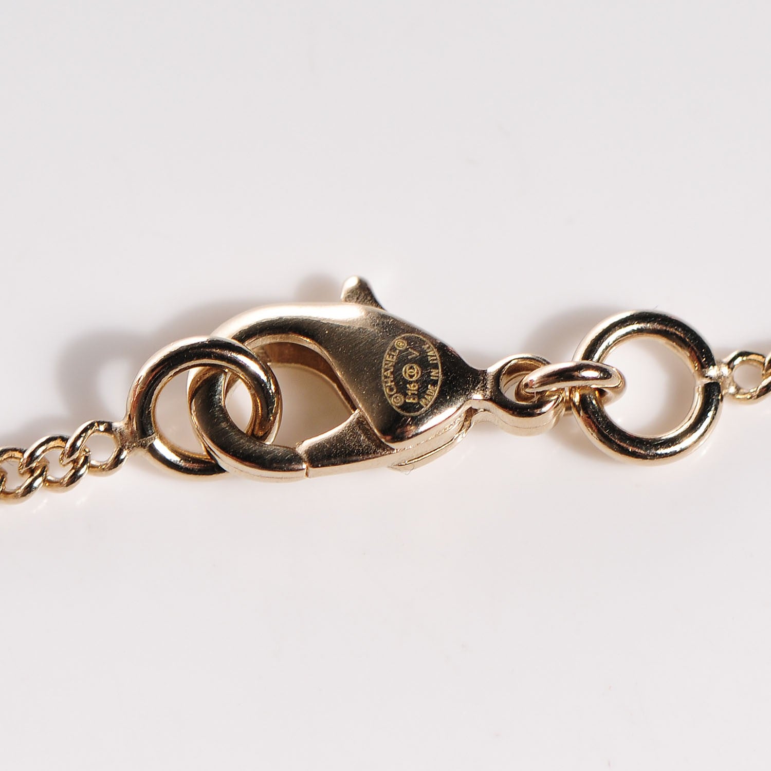 Chanel Crystal CC Bow Necklace Gold 4 of 4