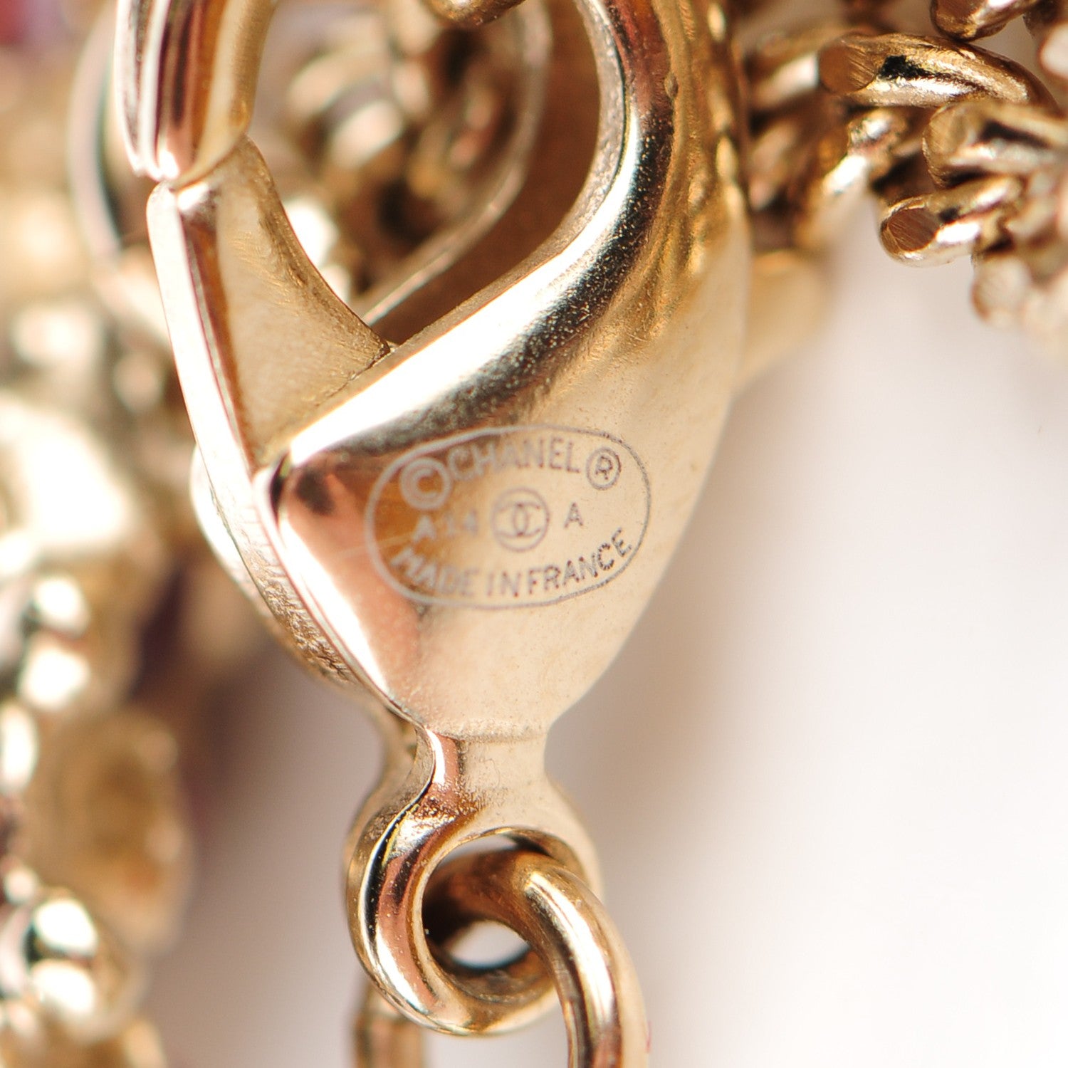 Chanel Resin CC Pendant Necklace Gold 4 of 5