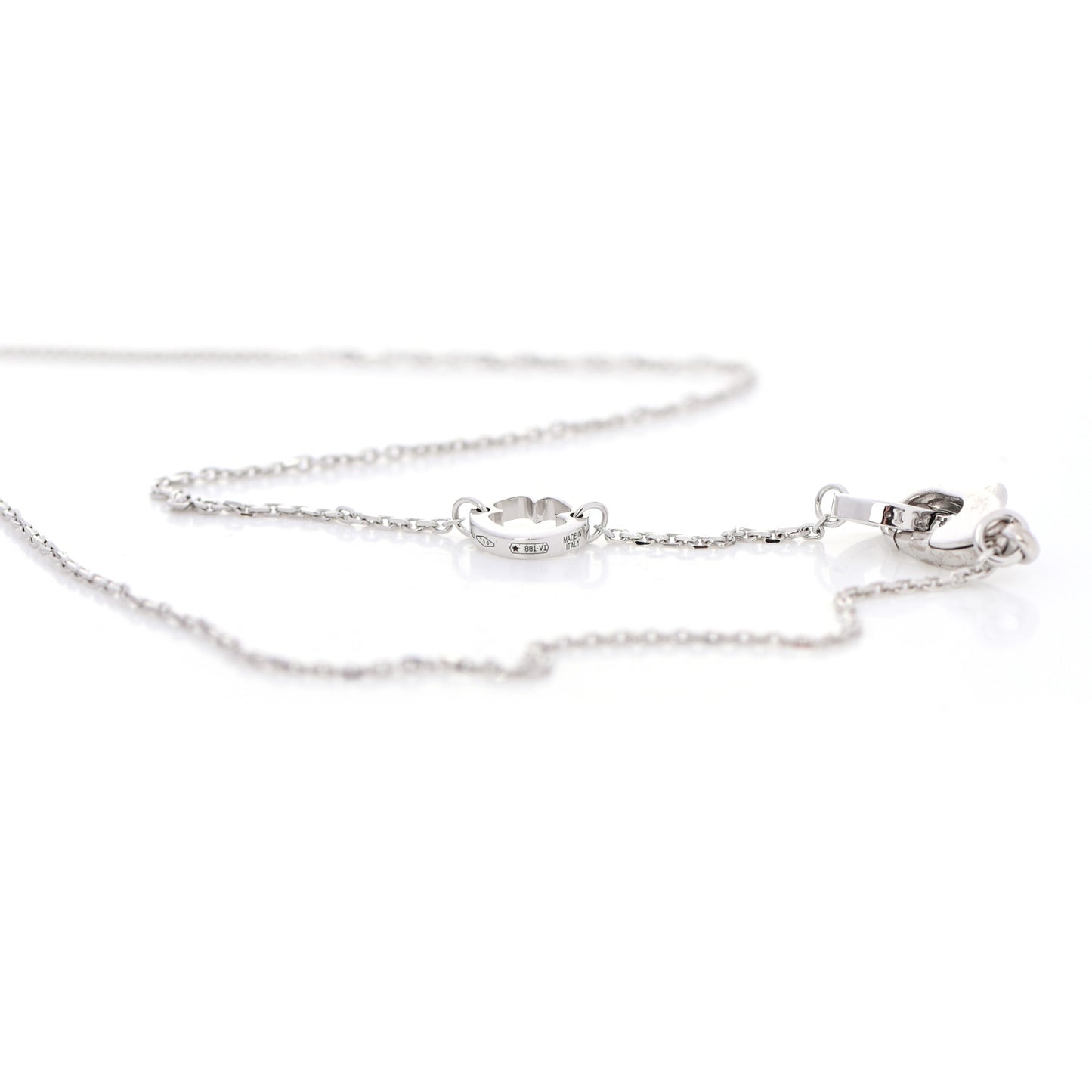 18K White Gold Diamond Fiorever Pendant Necklace