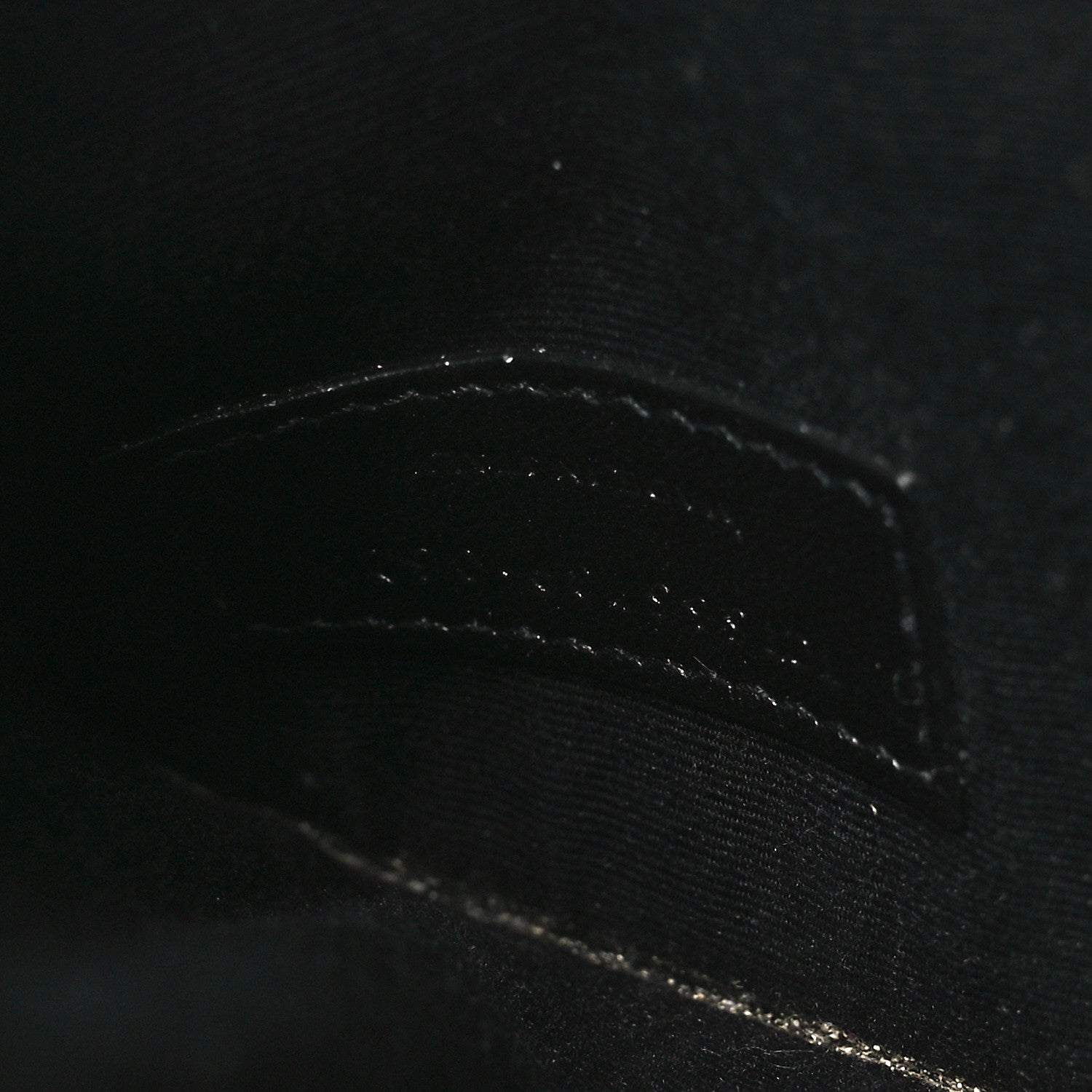 Saint Laurent Grain De Poudre Uptown Pouch Black 7 of 10