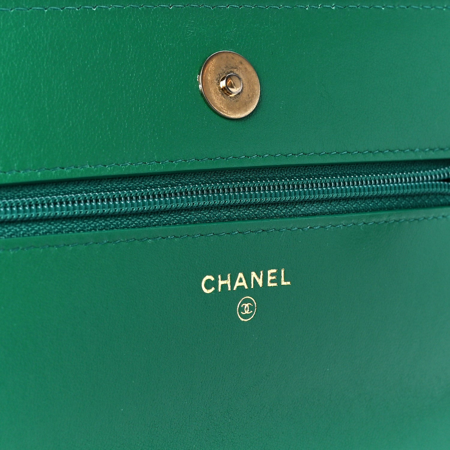 Chanel Shiny Lambskin Quilted Chanel 19 Wallet On Chain WOC Green 6 of 12