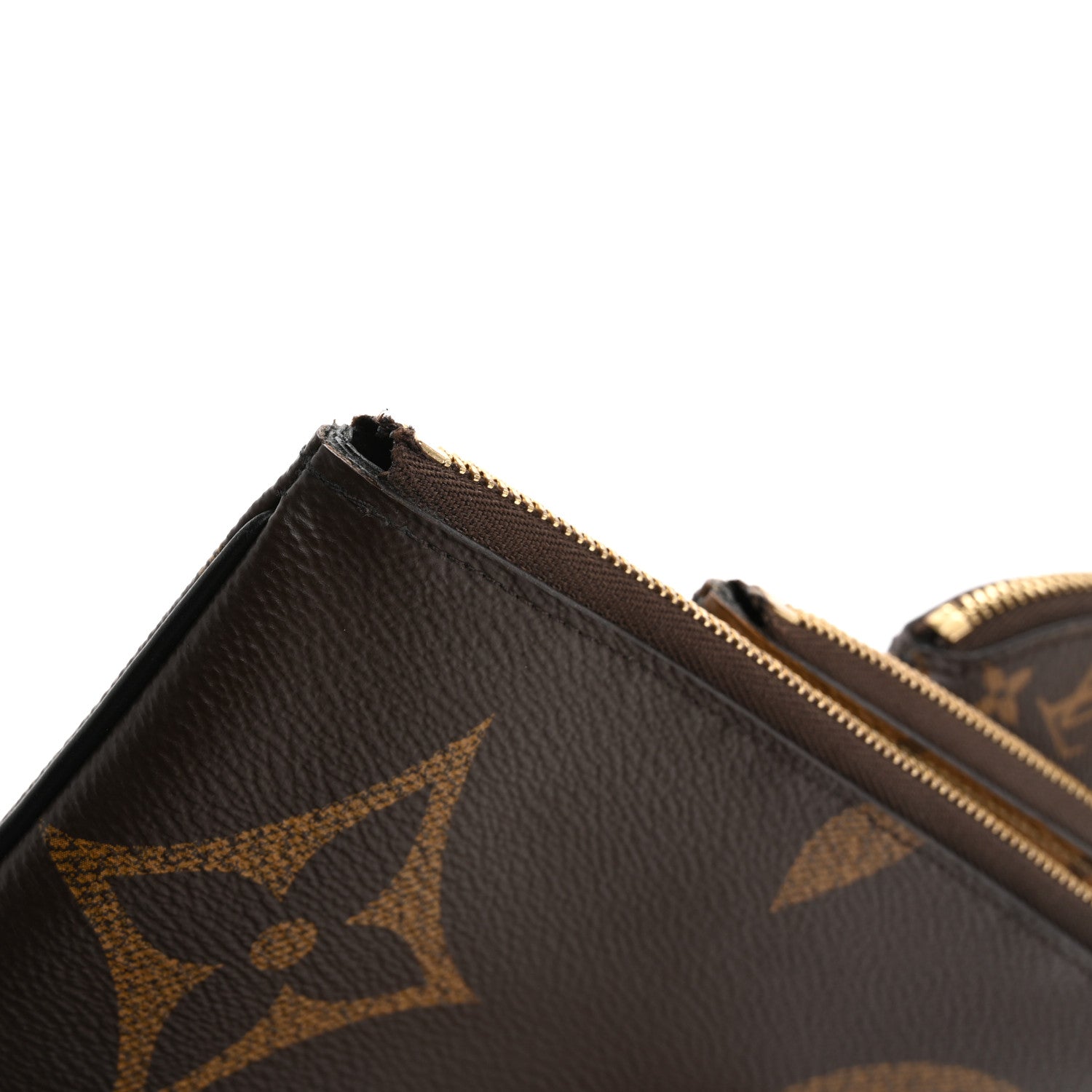 Louis Vuitton Reverse Monogram Giant Trio Pouch 15 of 17