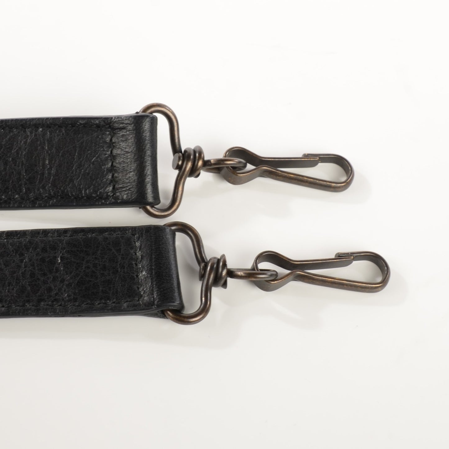Agneau Classic Hardware City Black