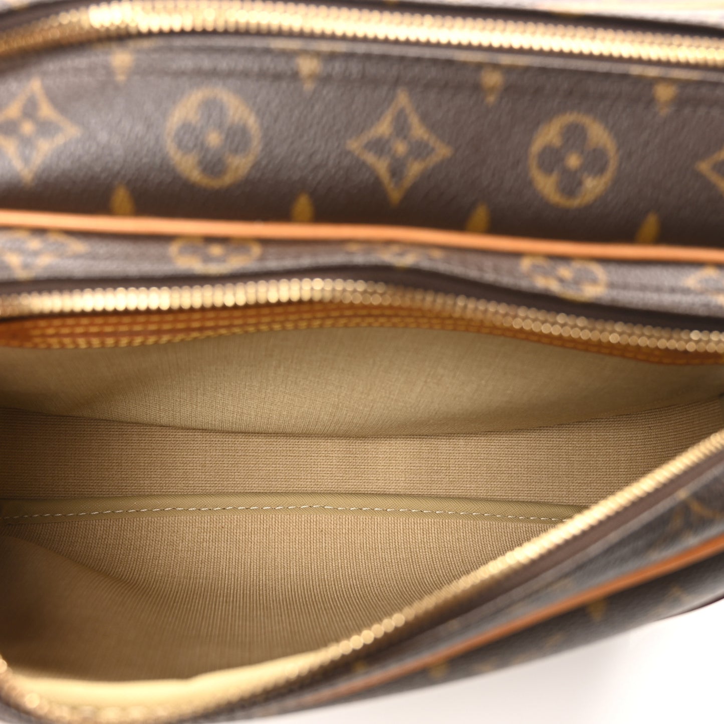 Monogram Reporter PM