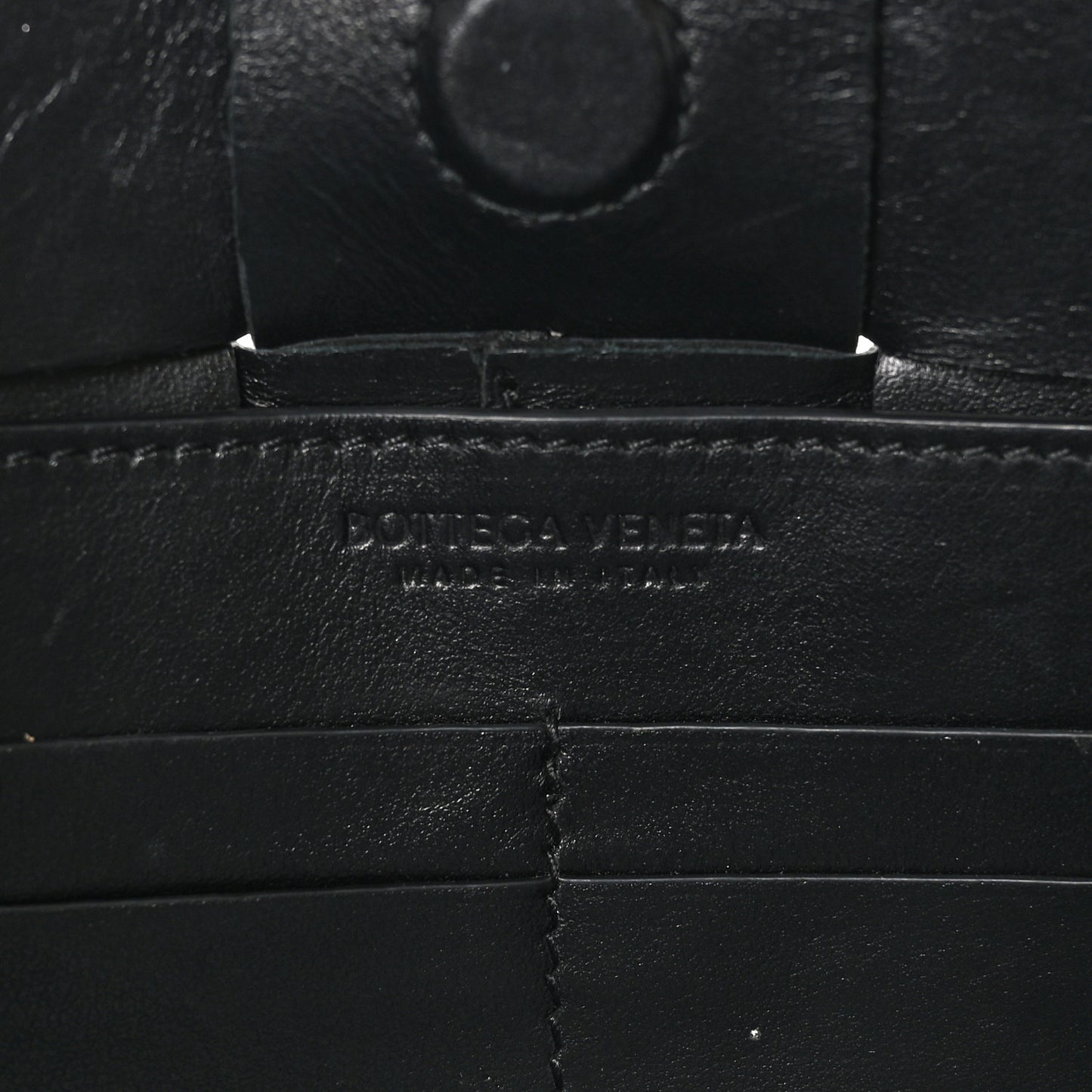 Calfskin Maxi Intrecciato Cassette Pouch On Strap Black