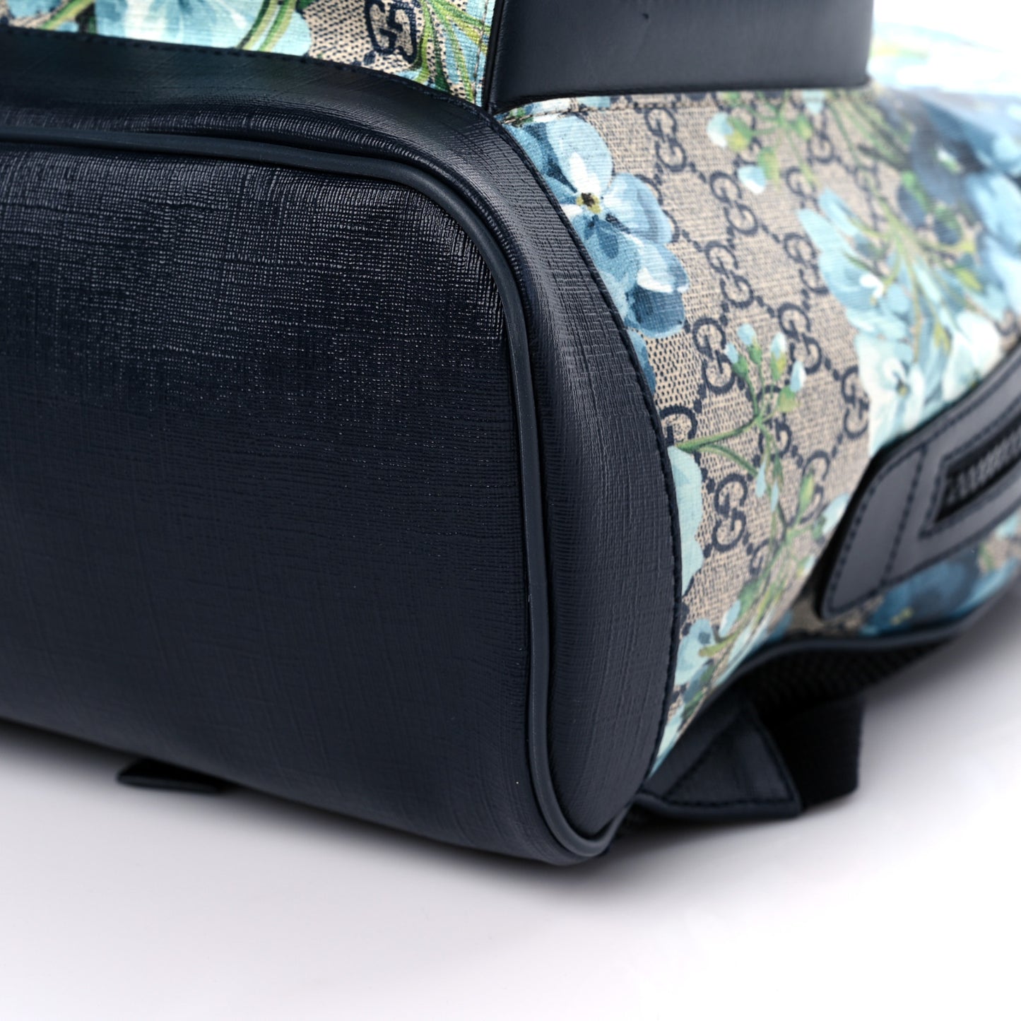GG Supreme Monogram Blooms Medium Day Backpack Beige Blue Navy