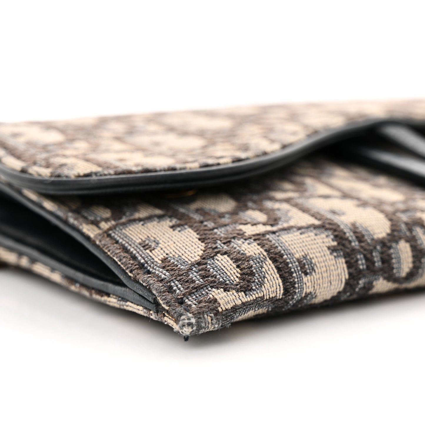 Oblique Saddle Chain Wallet Blue