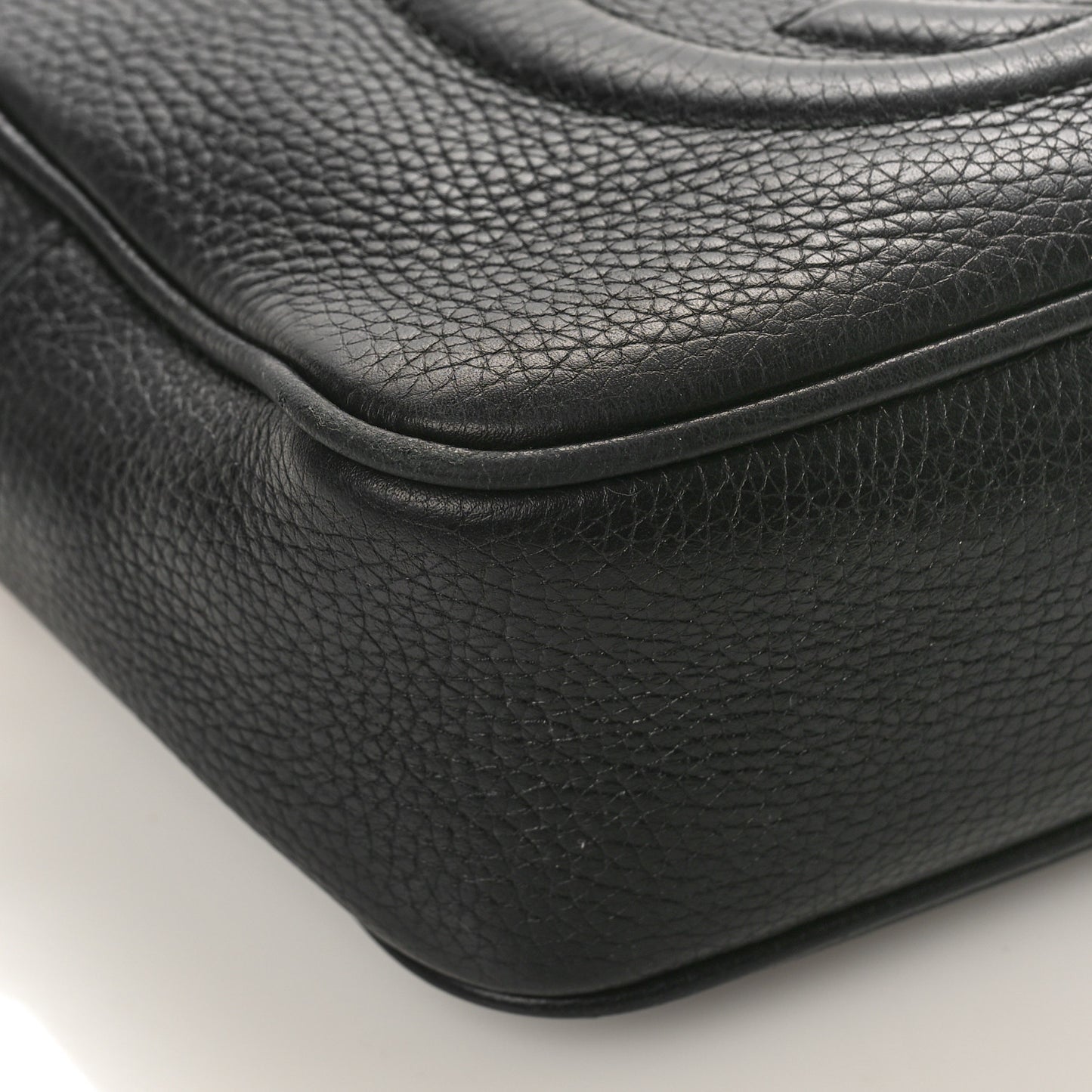 Pebbled Calfskin Small Soho Disco Bag Black