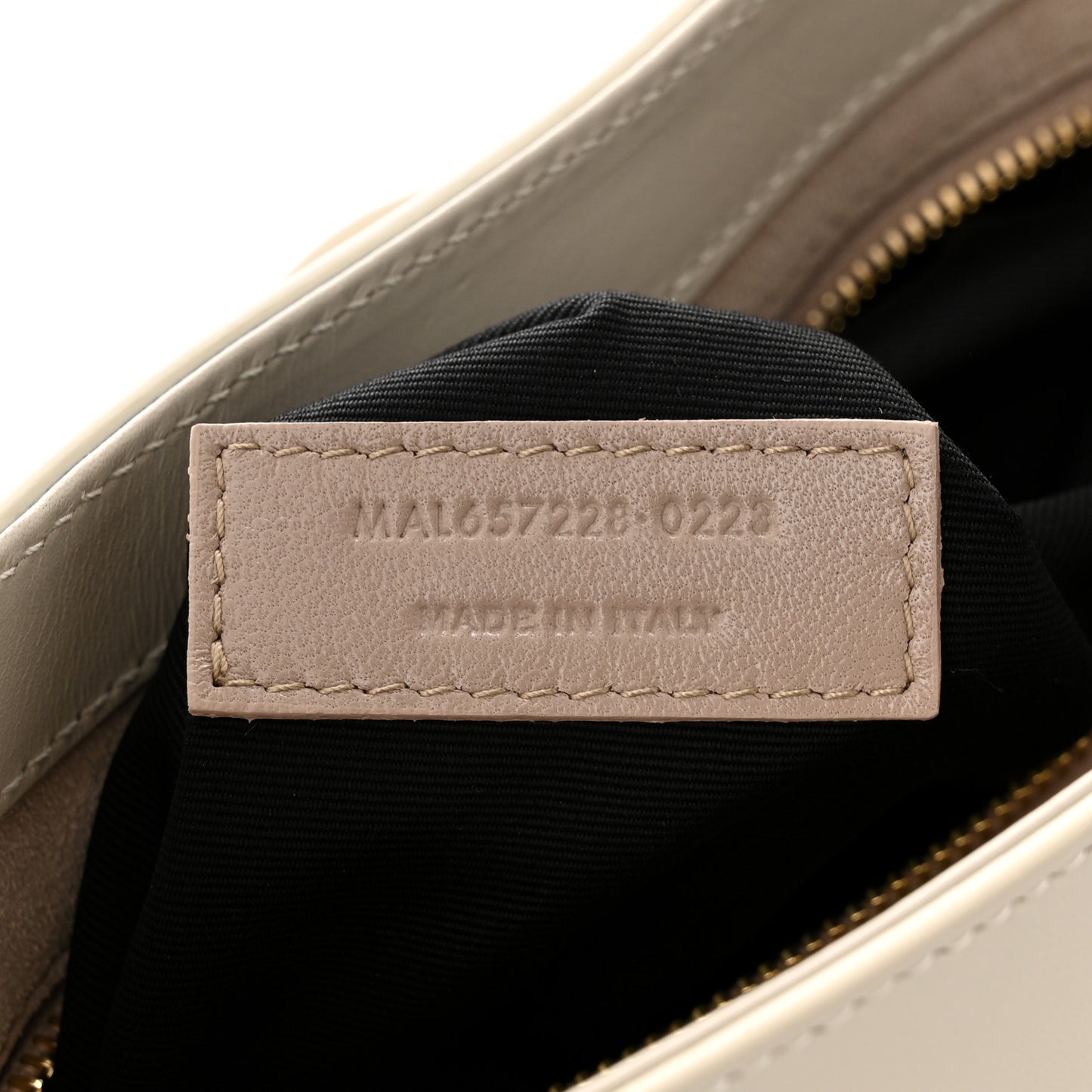 Smooth Calfskin Le 5 A 7 Hobo Crema Soft